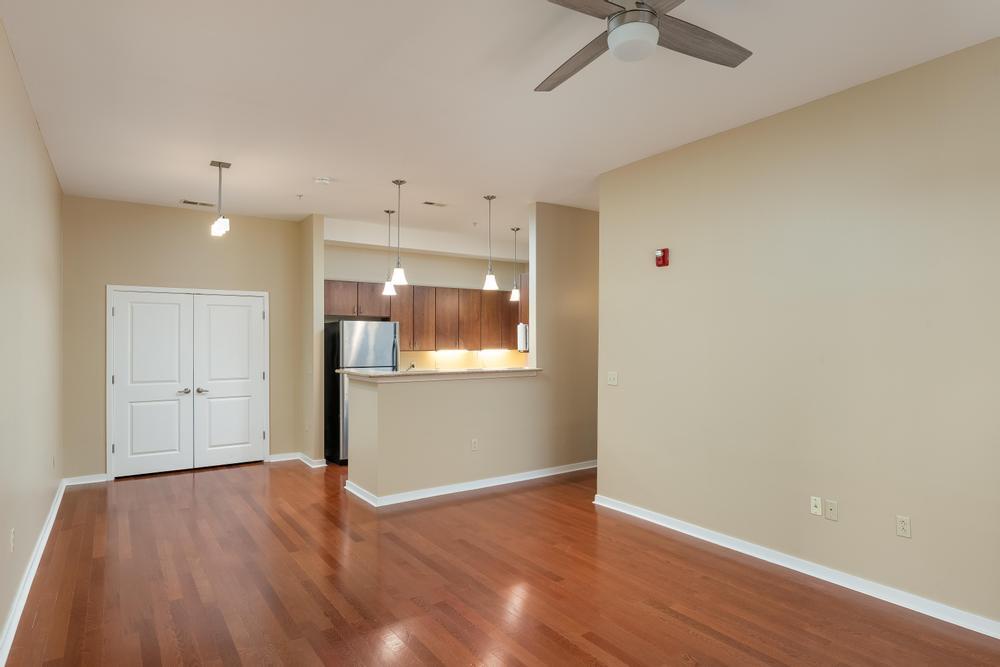 817 Flynn Street, 106