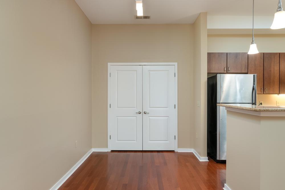 817 Flynn Street, 106