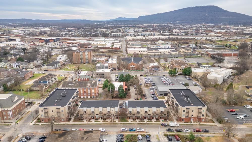 817 Flynn Street, 106