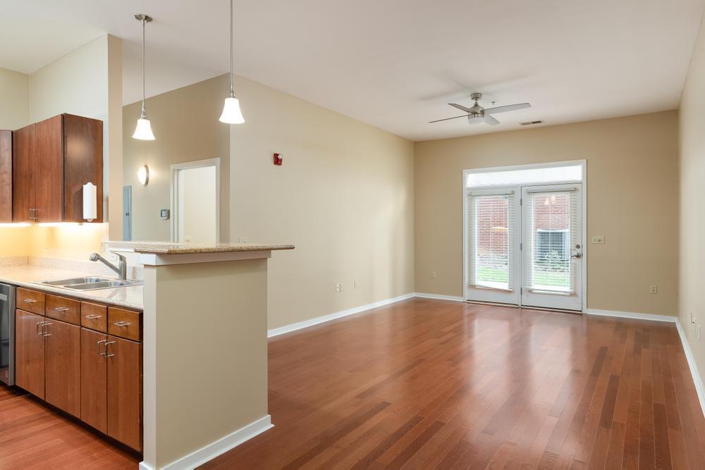 817 Flynn Street, 106