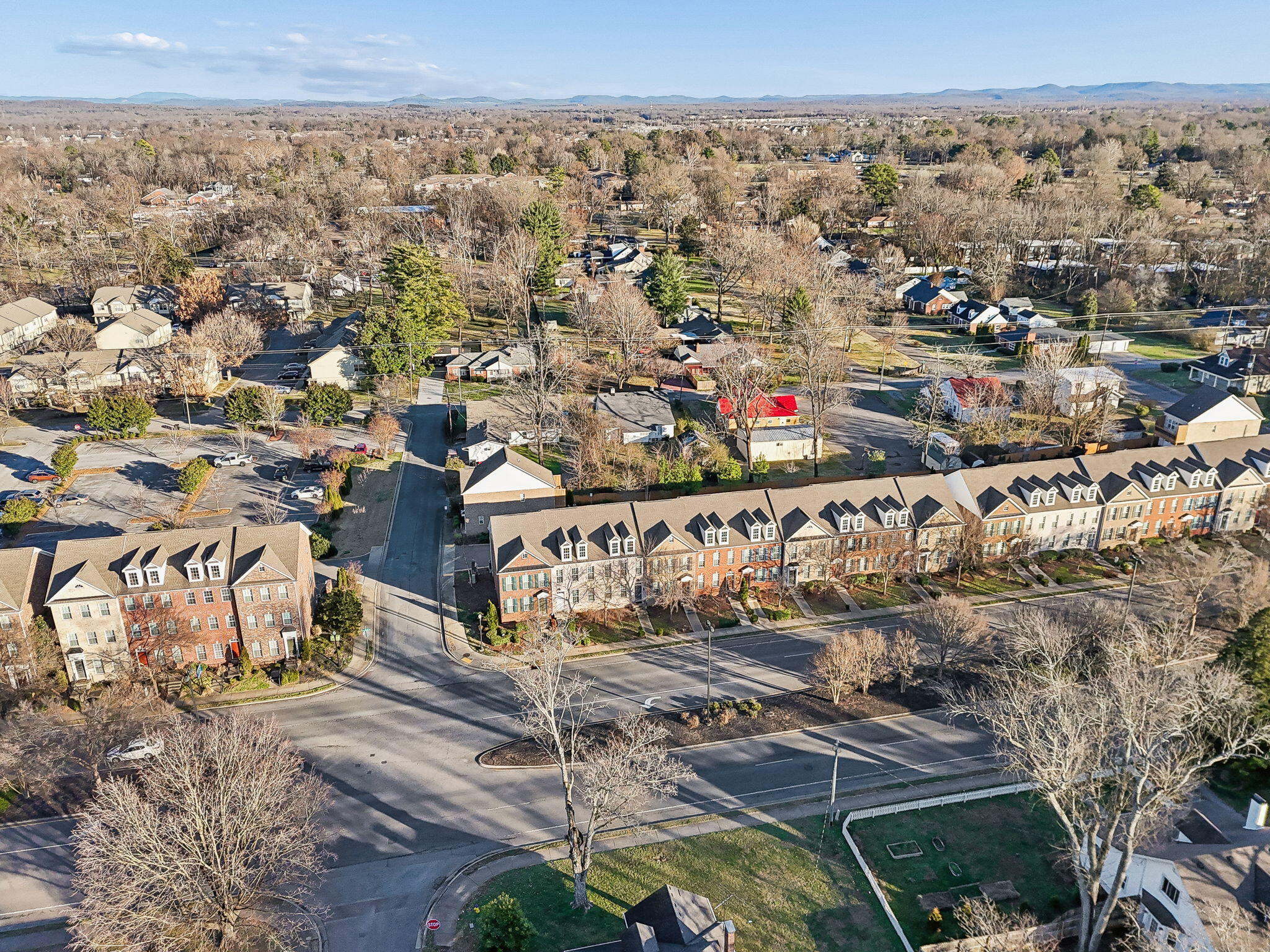 2038 Middle Tennessee Boulevard