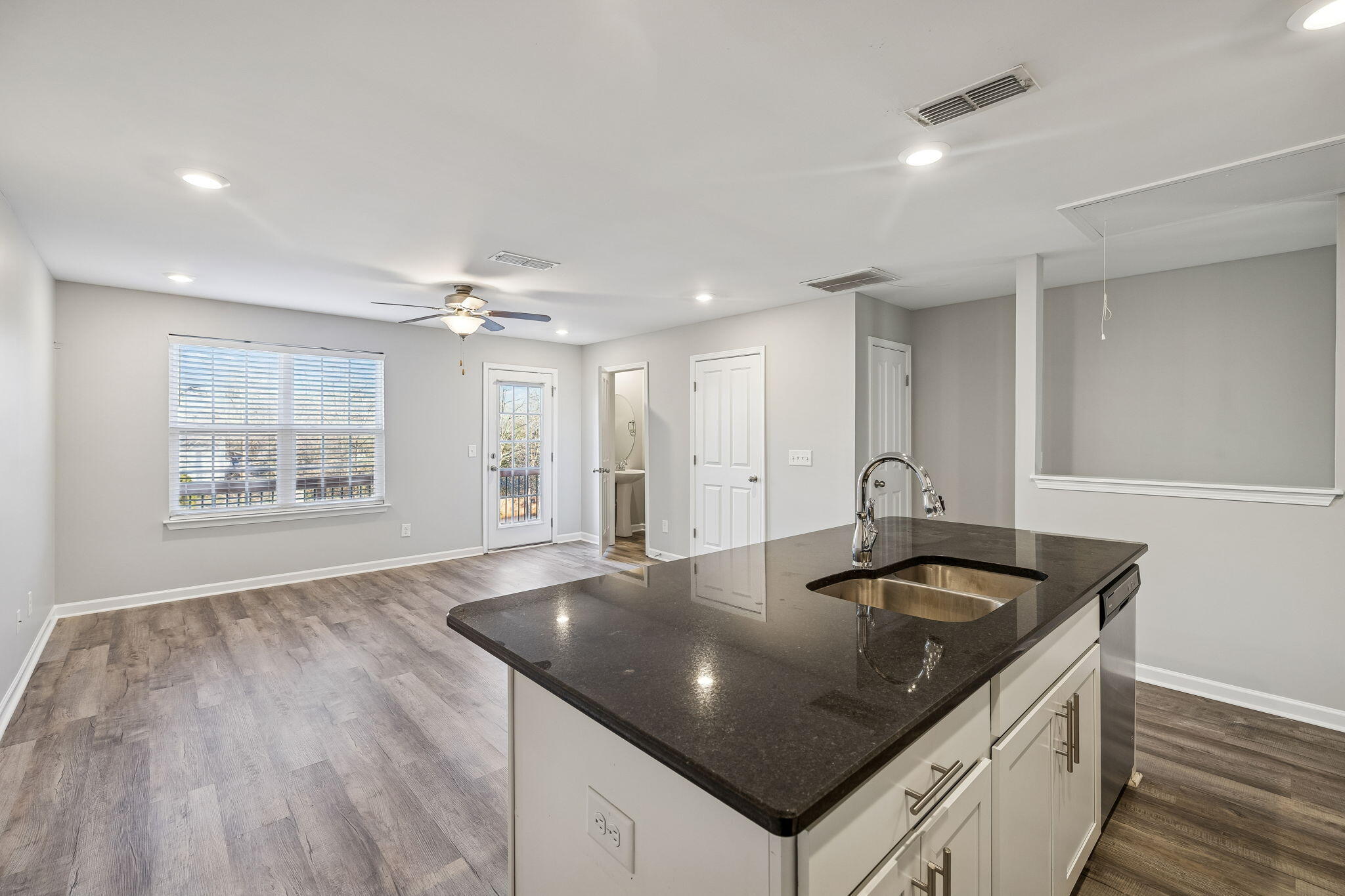 2038 Middle Tennessee Boulevard