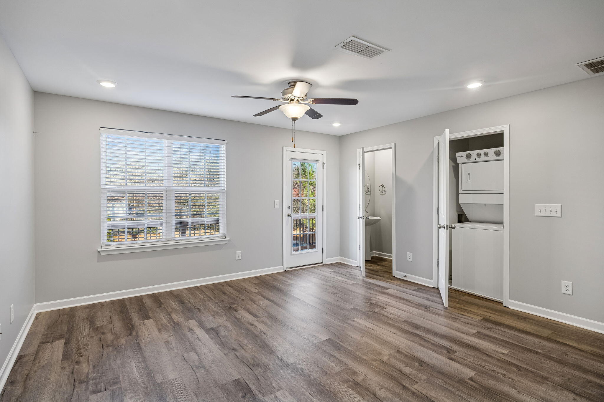 2038 Middle Tennessee Boulevard