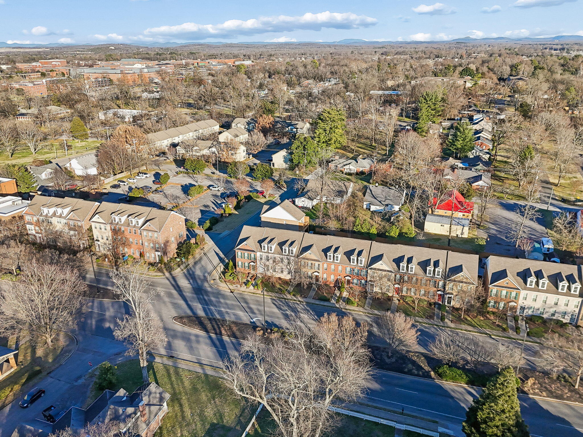 2038 Middle Tennessee Boulevard