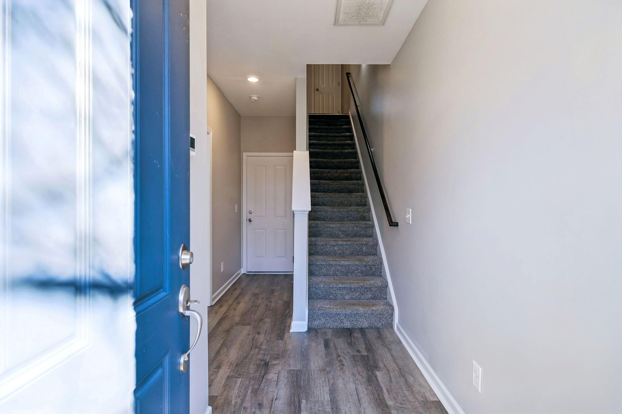 2038 Middle Tennessee Boulevard