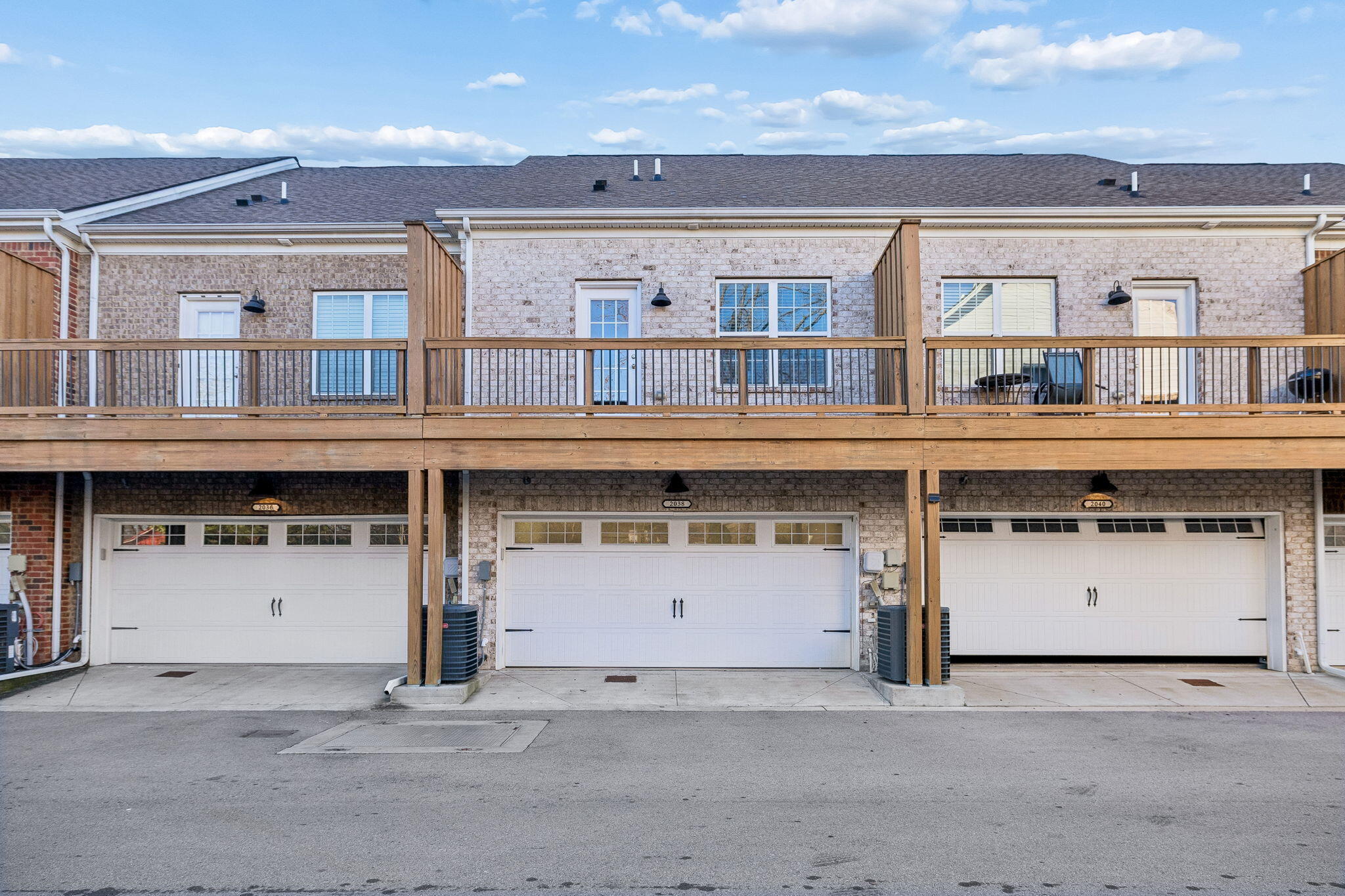 2038 Middle Tennessee Boulevard