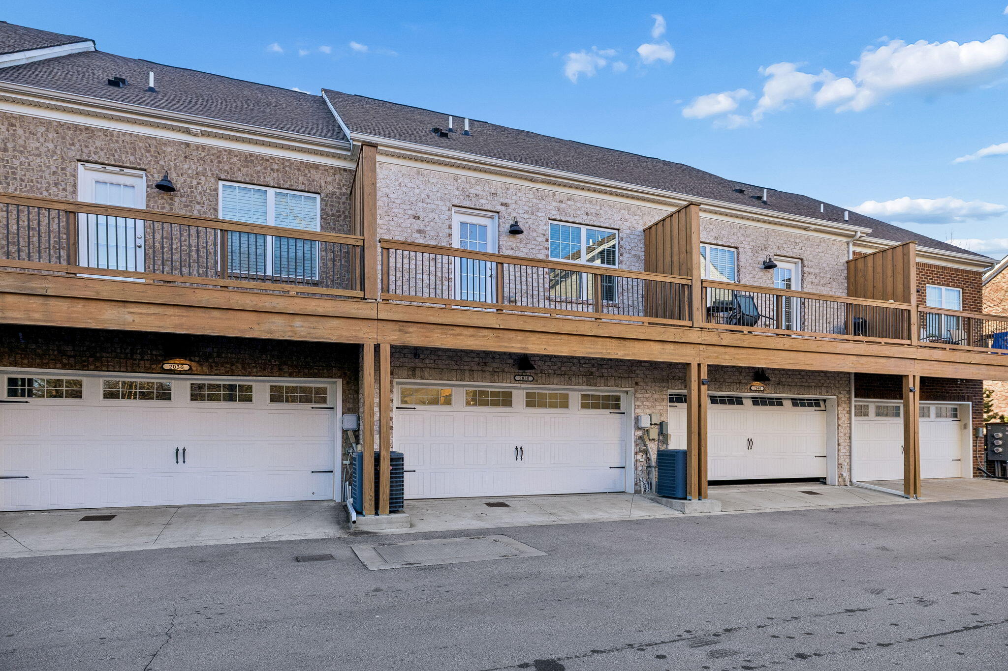 2038 Middle Tennessee Boulevard