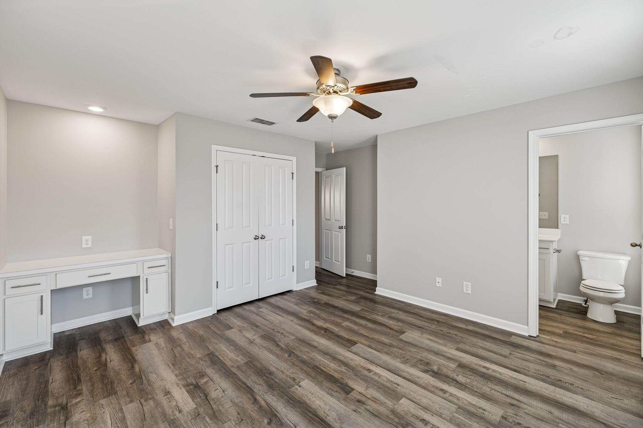 2038 Middle Tennessee Boulevard