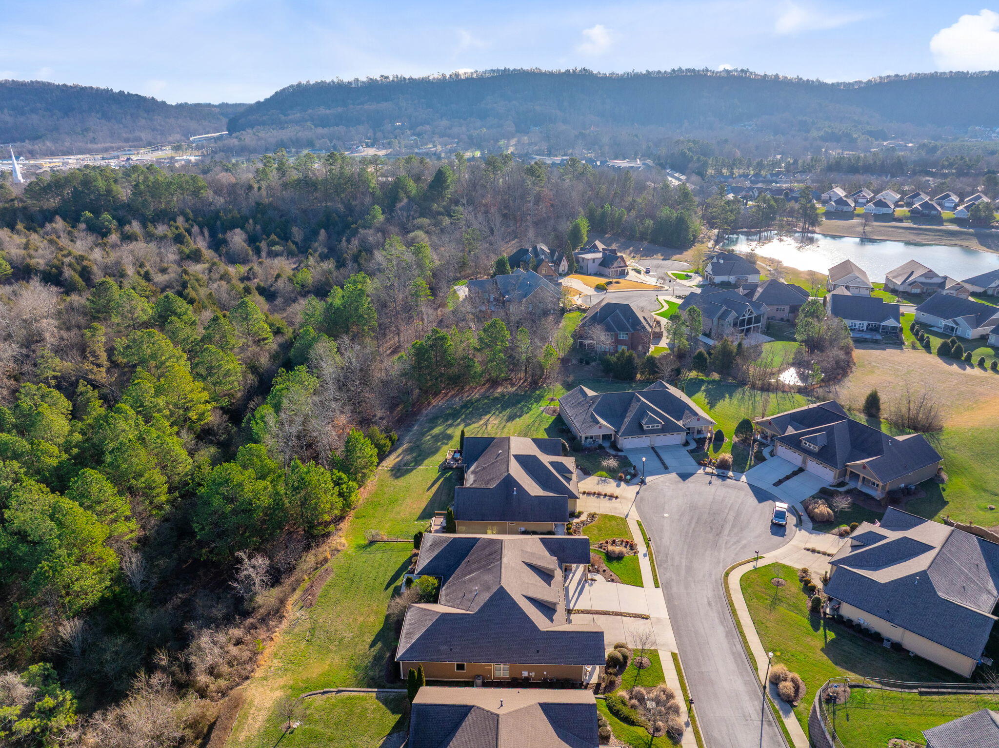 4665 Sweet Berry Lane, 176