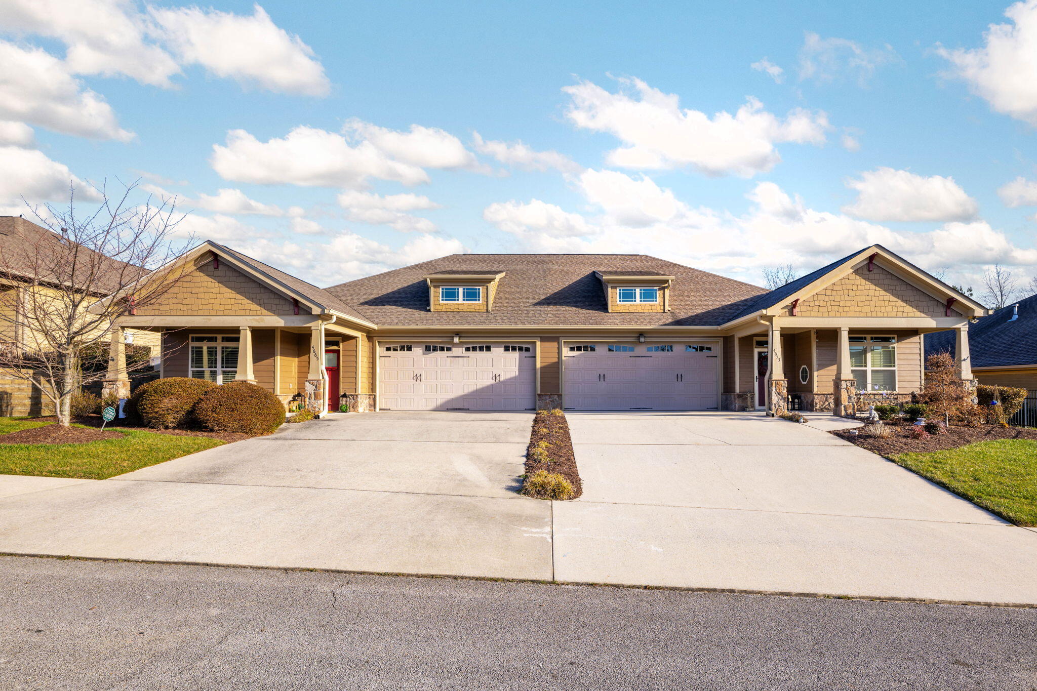 4665 Sweet Berry Lane, 176