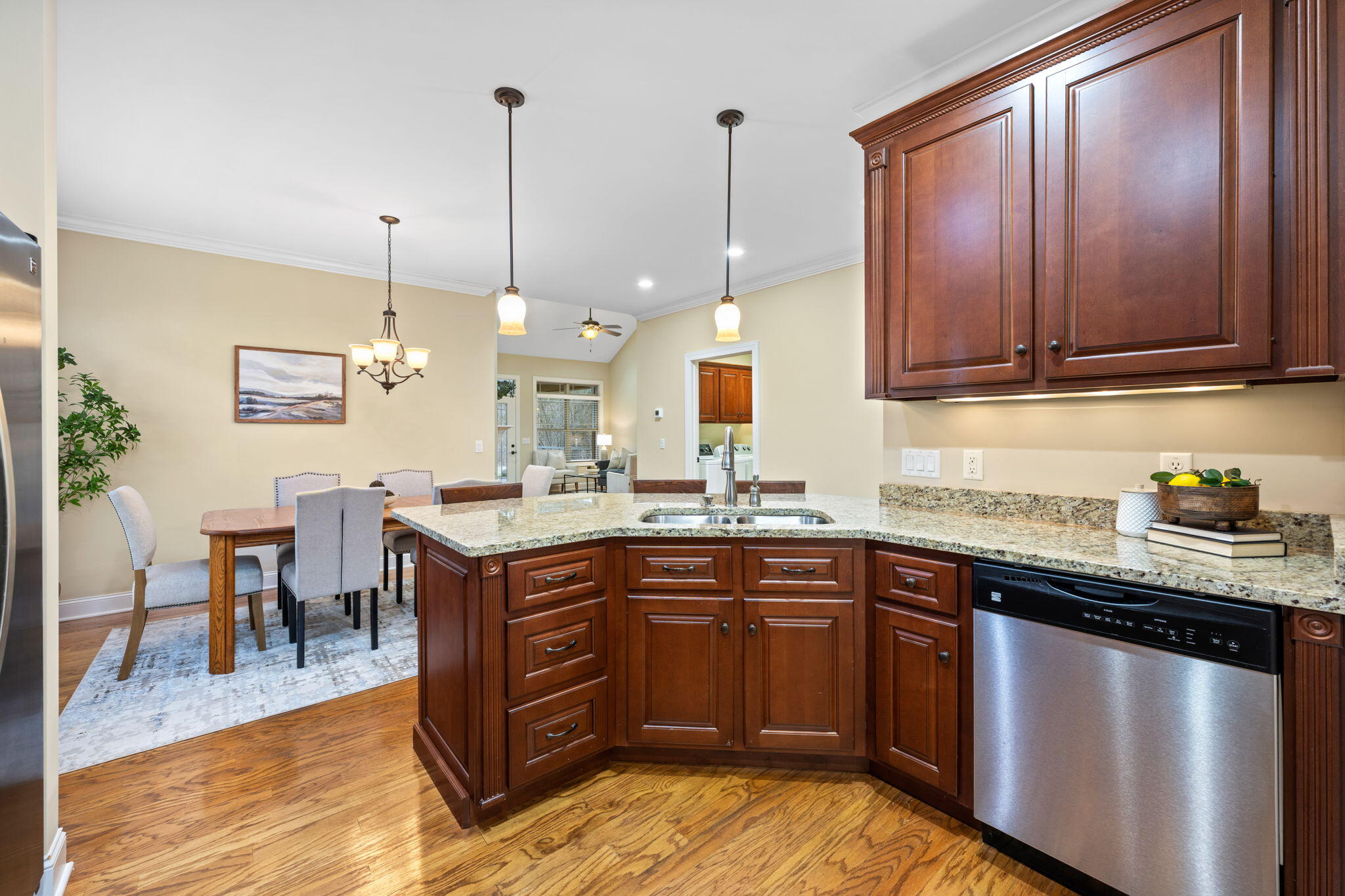 4665 Sweet Berry Lane, 176