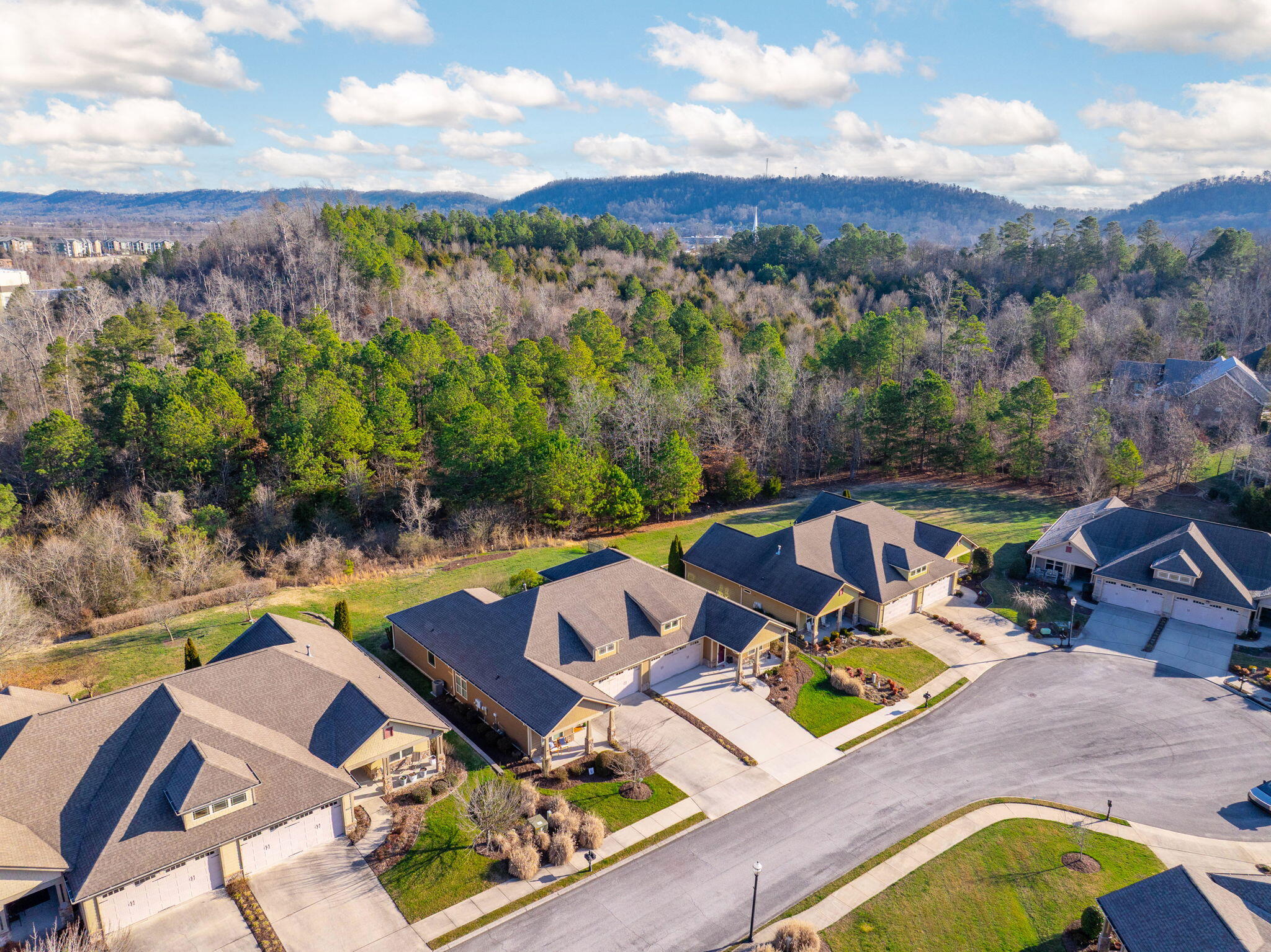 4665 Sweet Berry Lane, 176