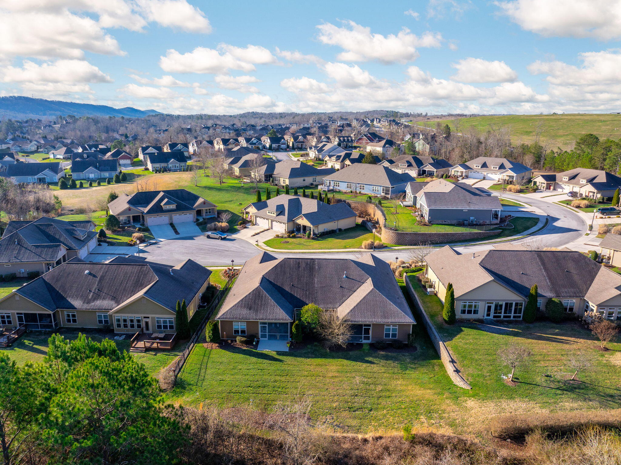 4665 Sweet Berry Lane, 176