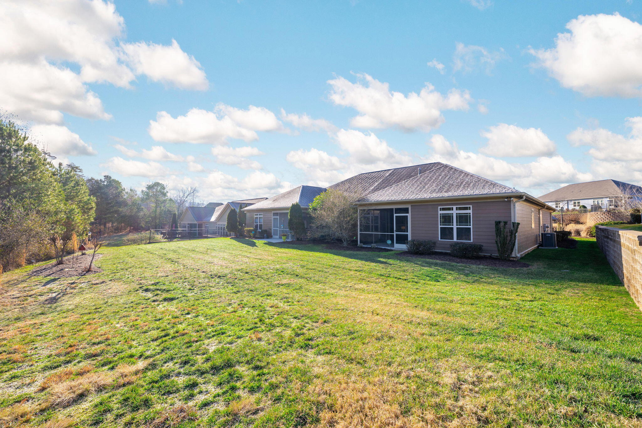 4665 Sweet Berry Lane, 176