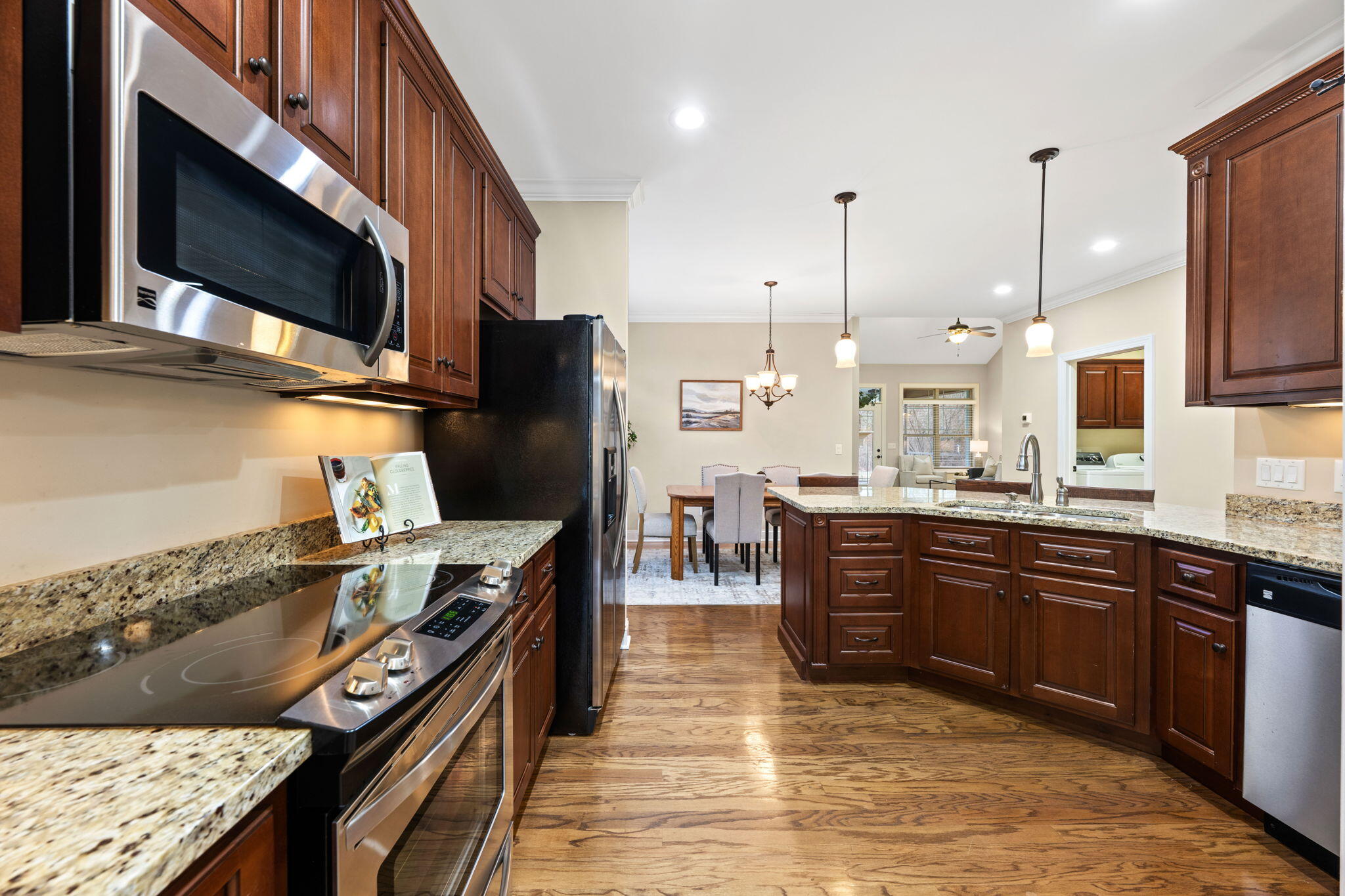 4665 Sweet Berry Lane, 176