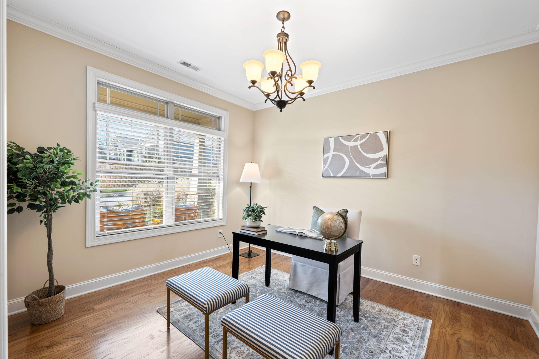 4665 Sweet Berry Lane, 176
