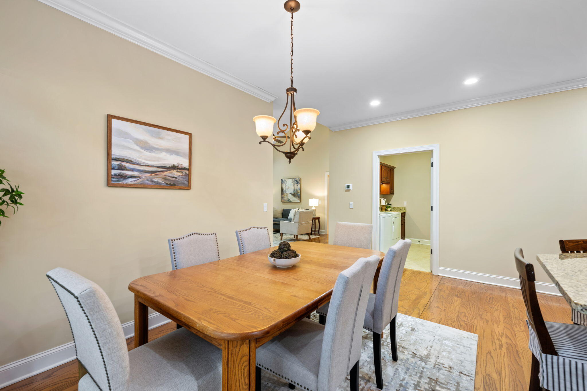 4665 Sweet Berry Lane, 176