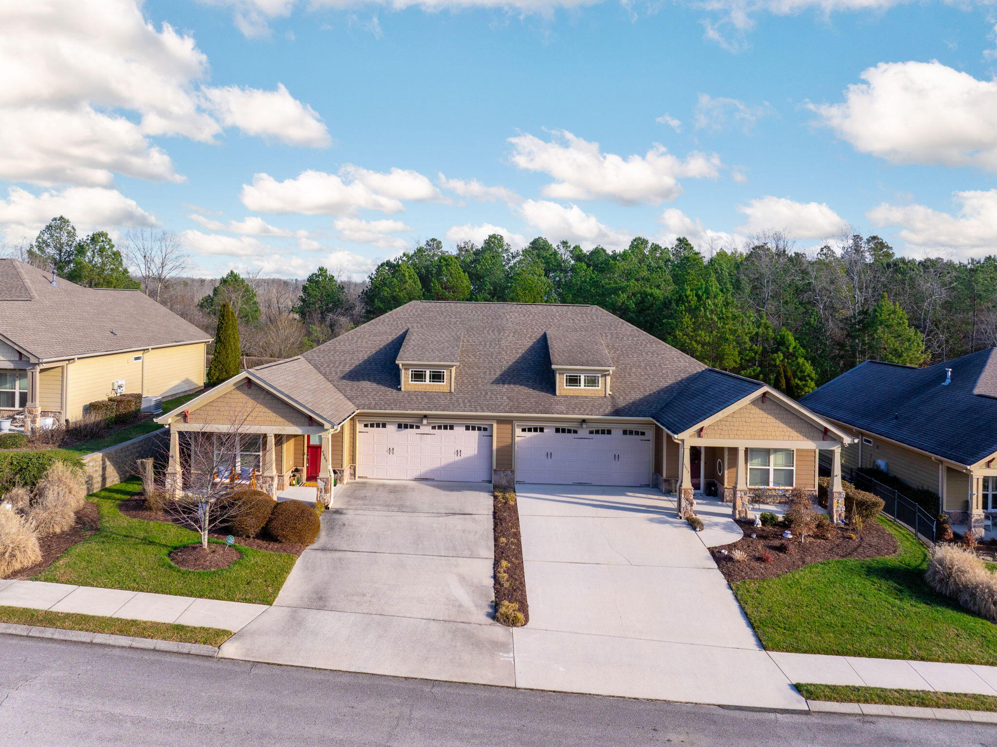 4665 Sweet Berry Lane, 176