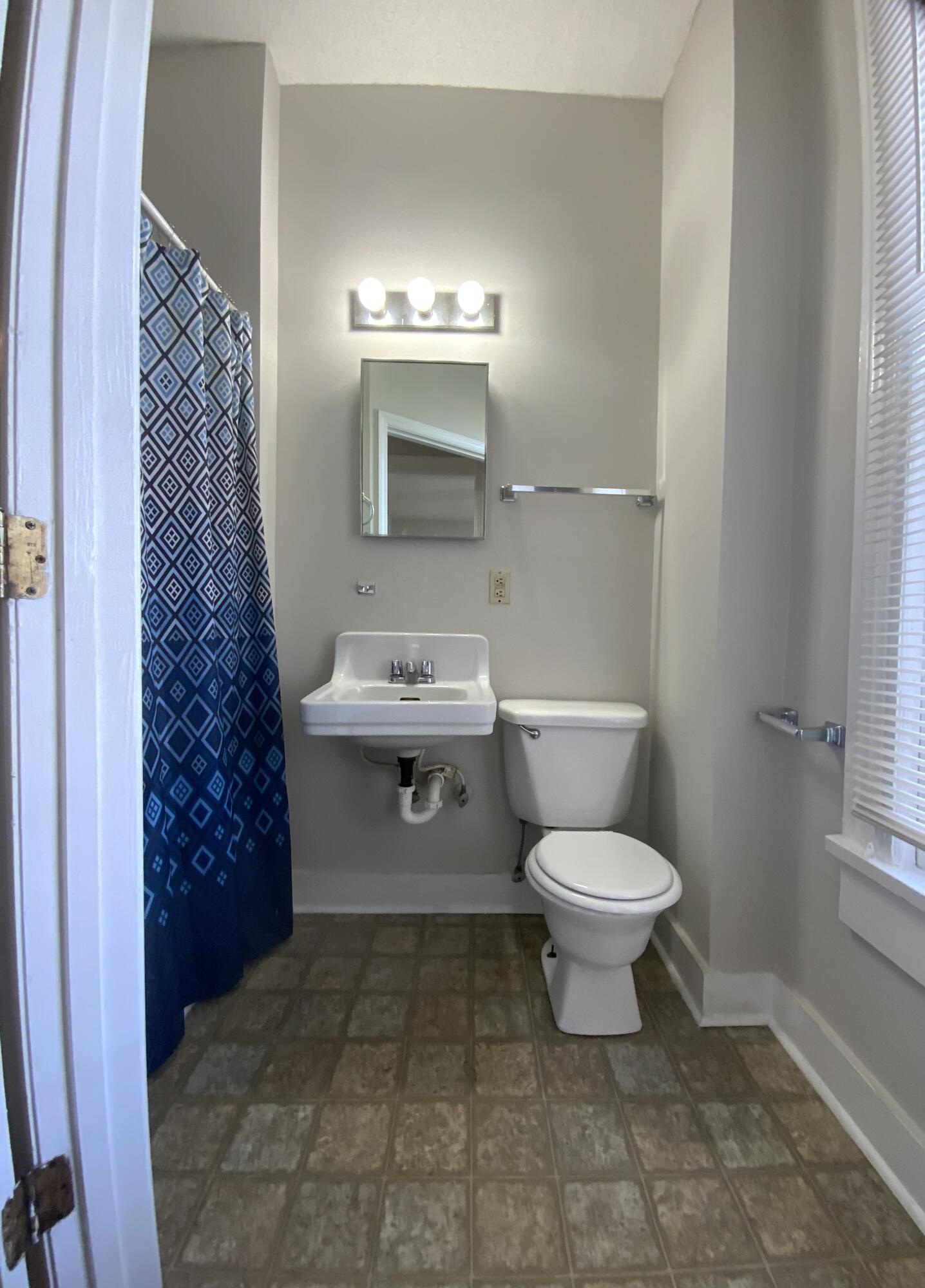 900 S Greenwood Avenue