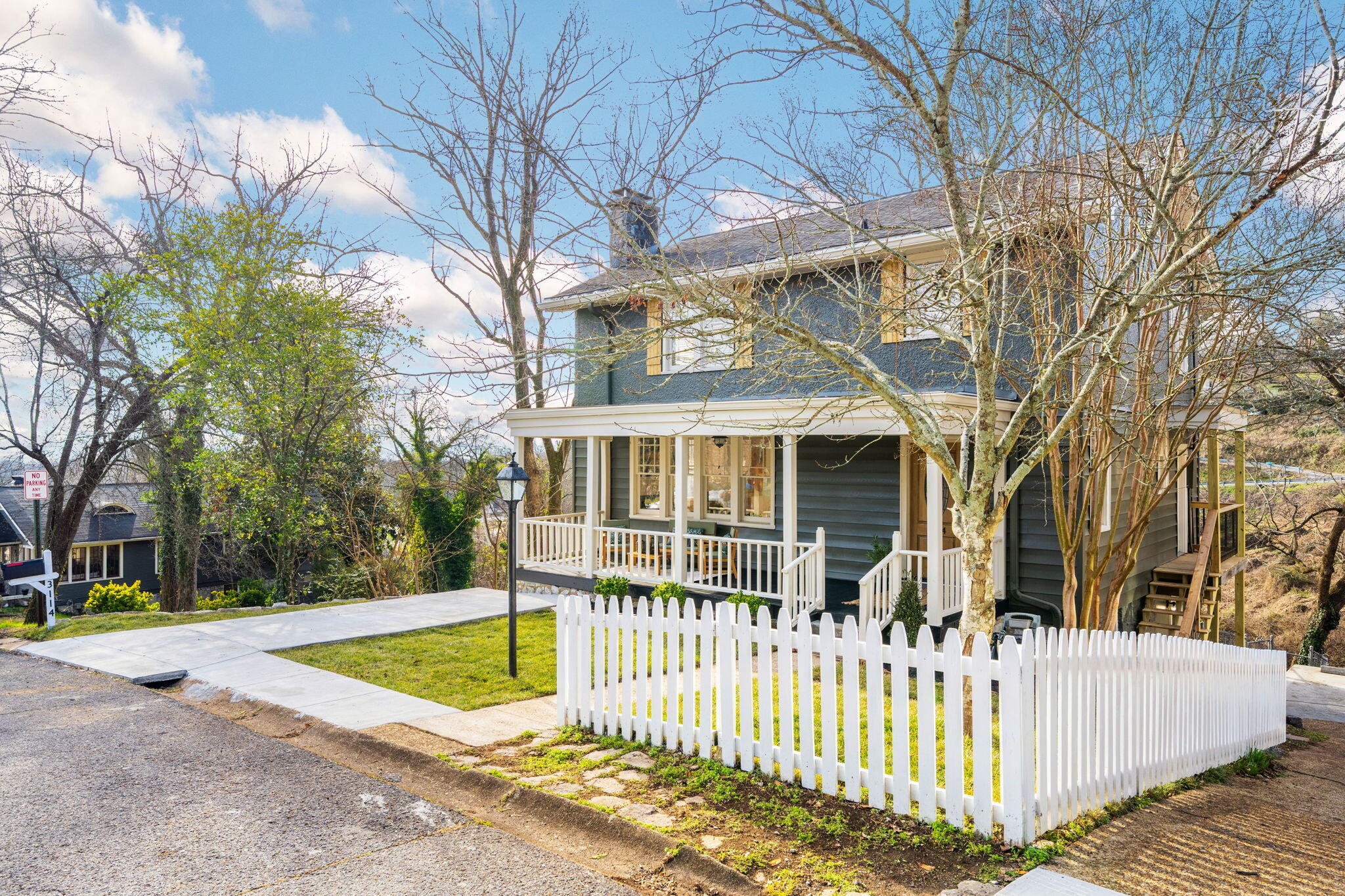 3114 Rose Terrace