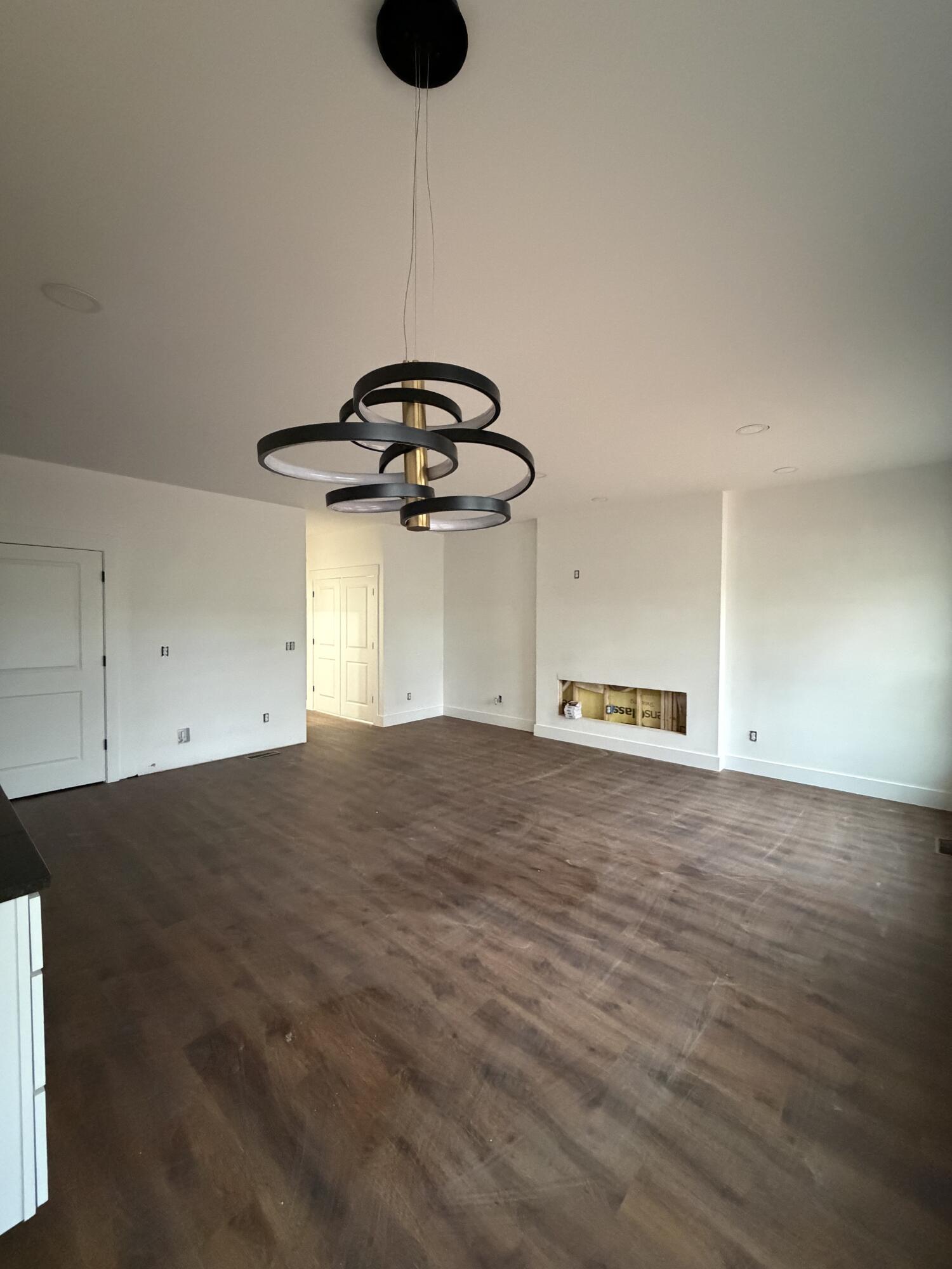 4410 Jersey Pike, 104