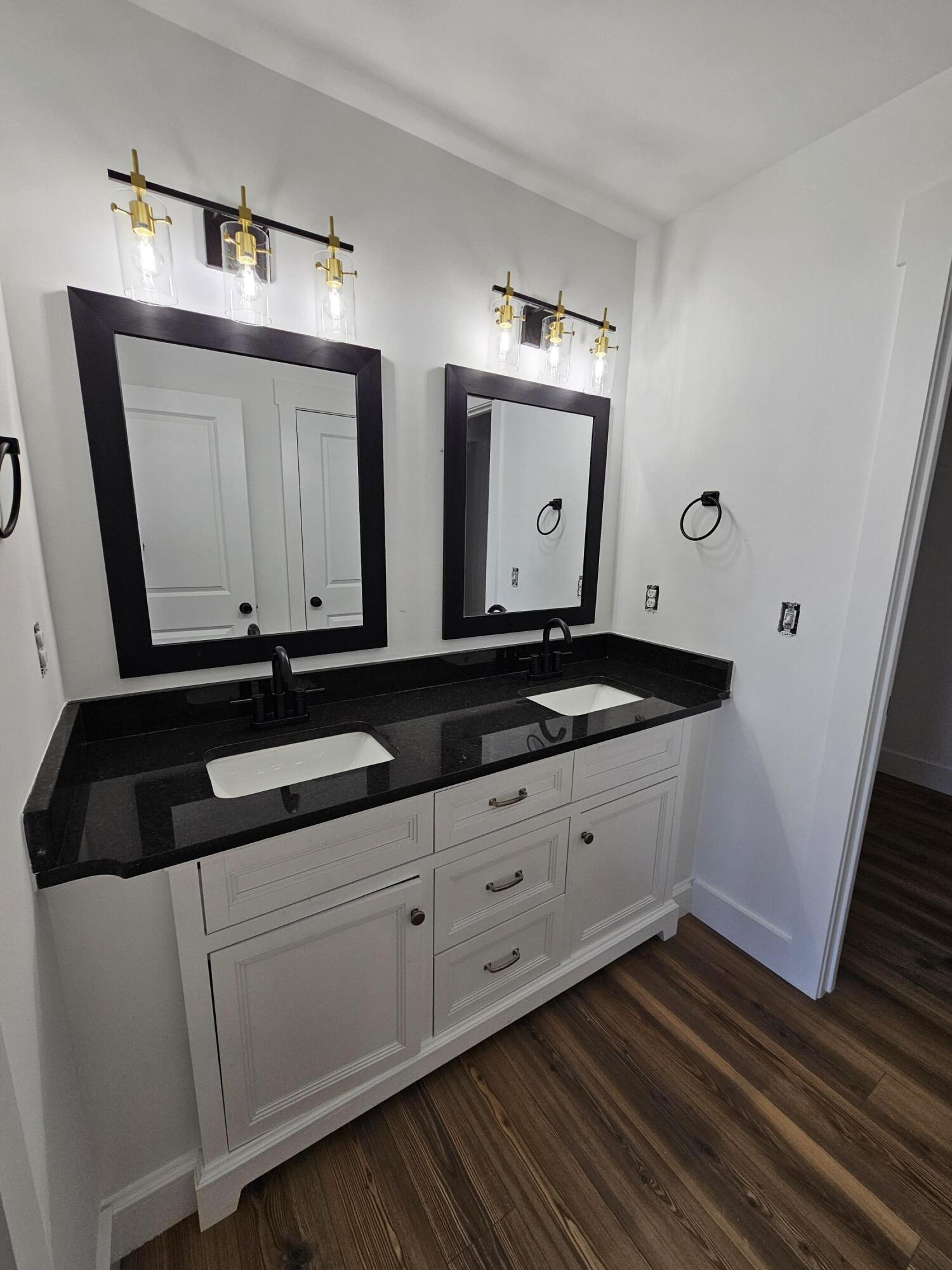 4410 Jersey Pike, 104