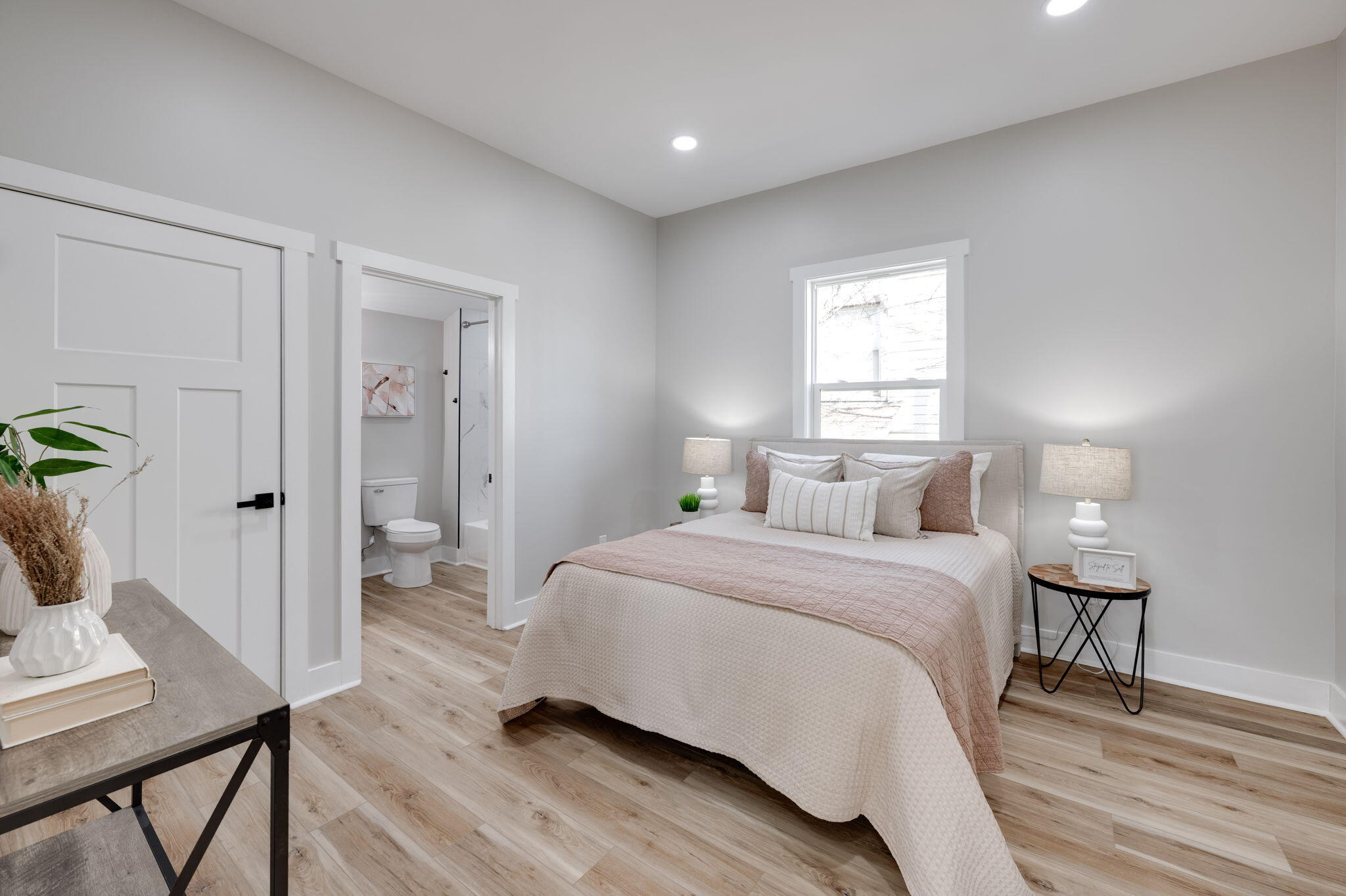 1003 S Willow Street