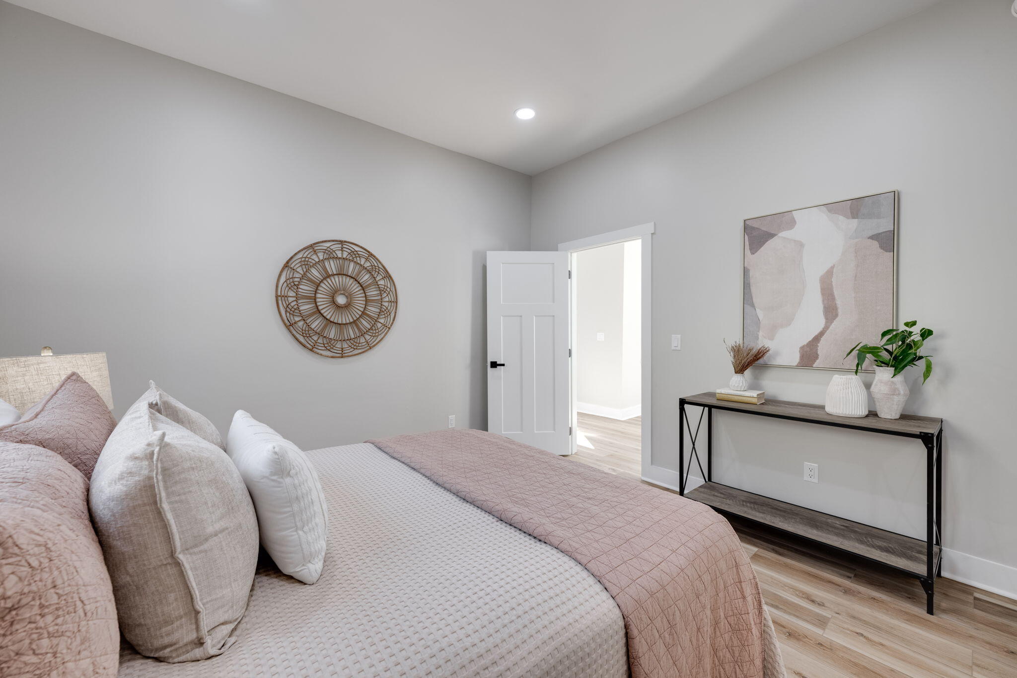 1003 S Willow Street