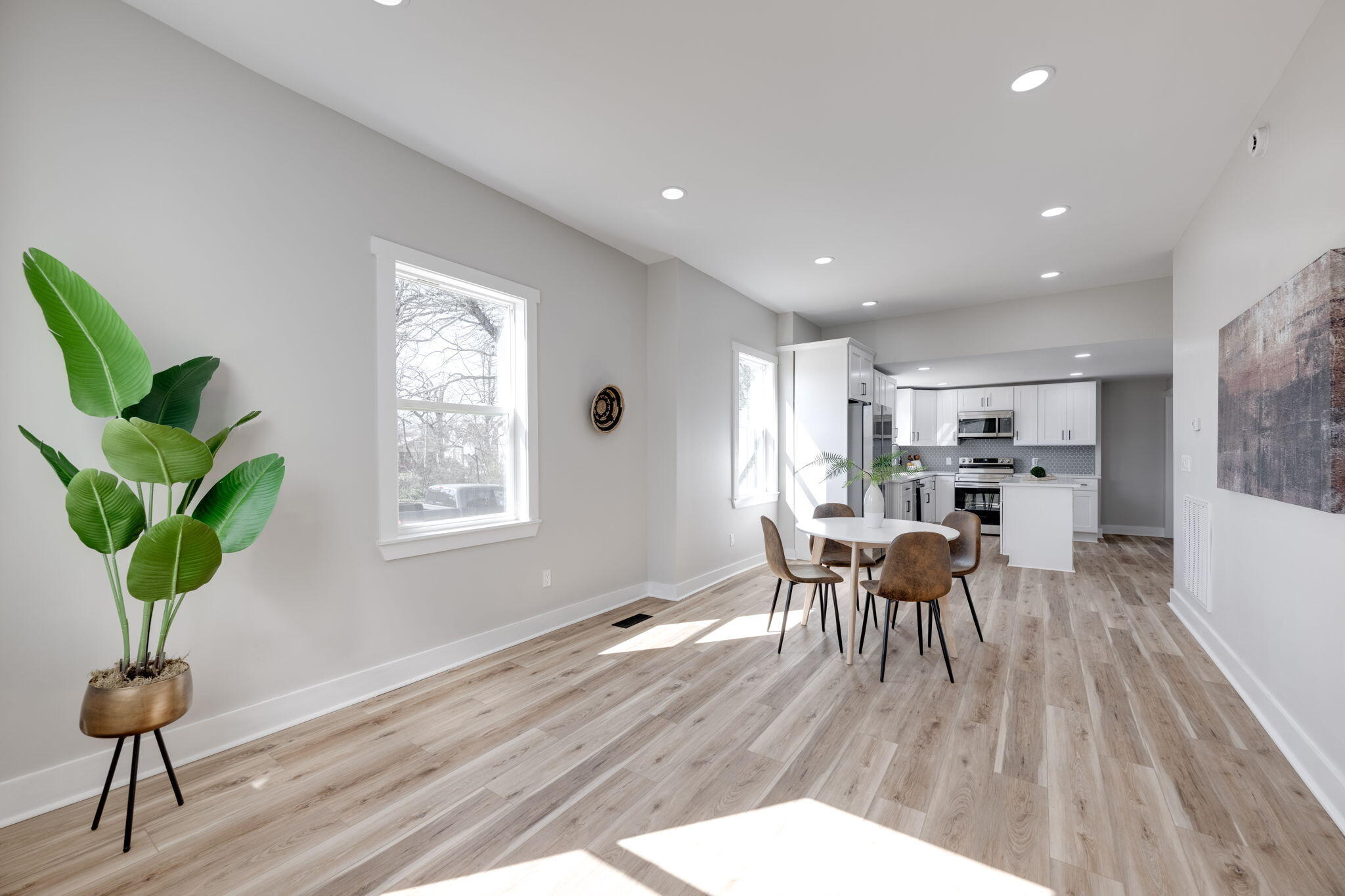 1003 S Willow Street