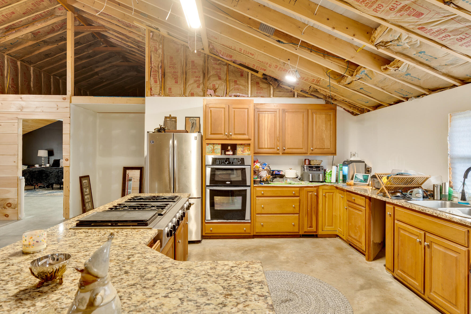 13716 Jones Gap Road