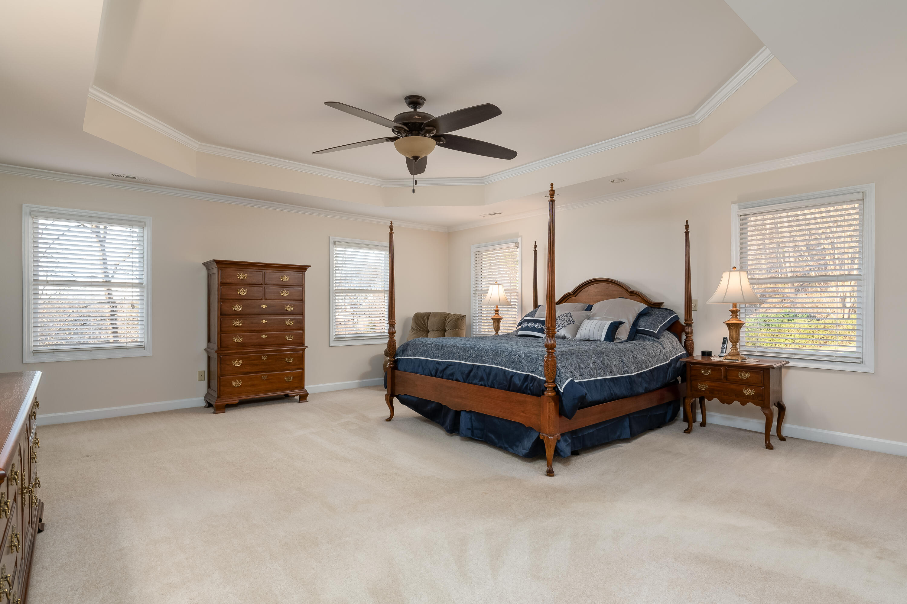 9950 Frost Ridge Drive