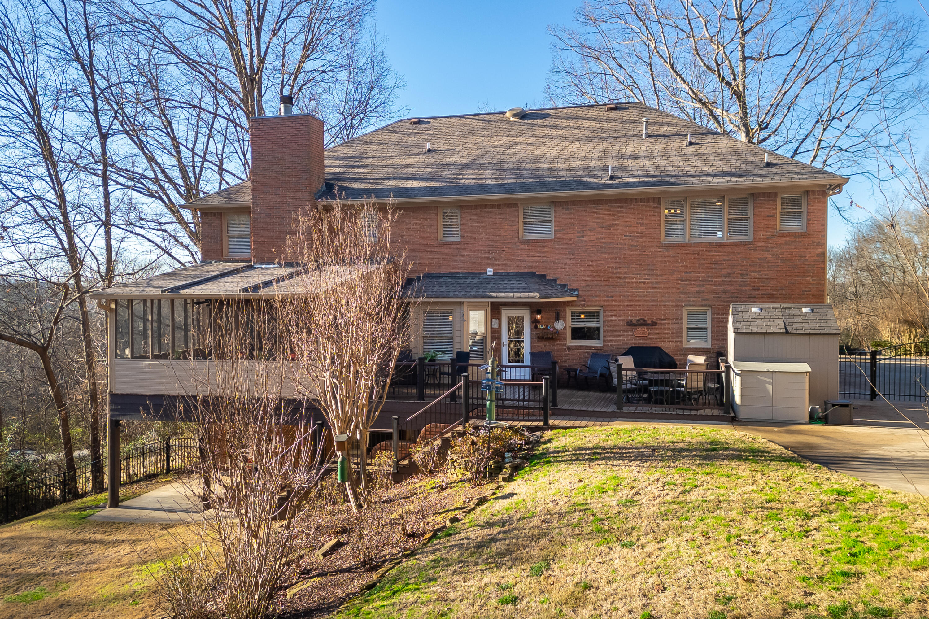 9950 Frost Ridge Drive