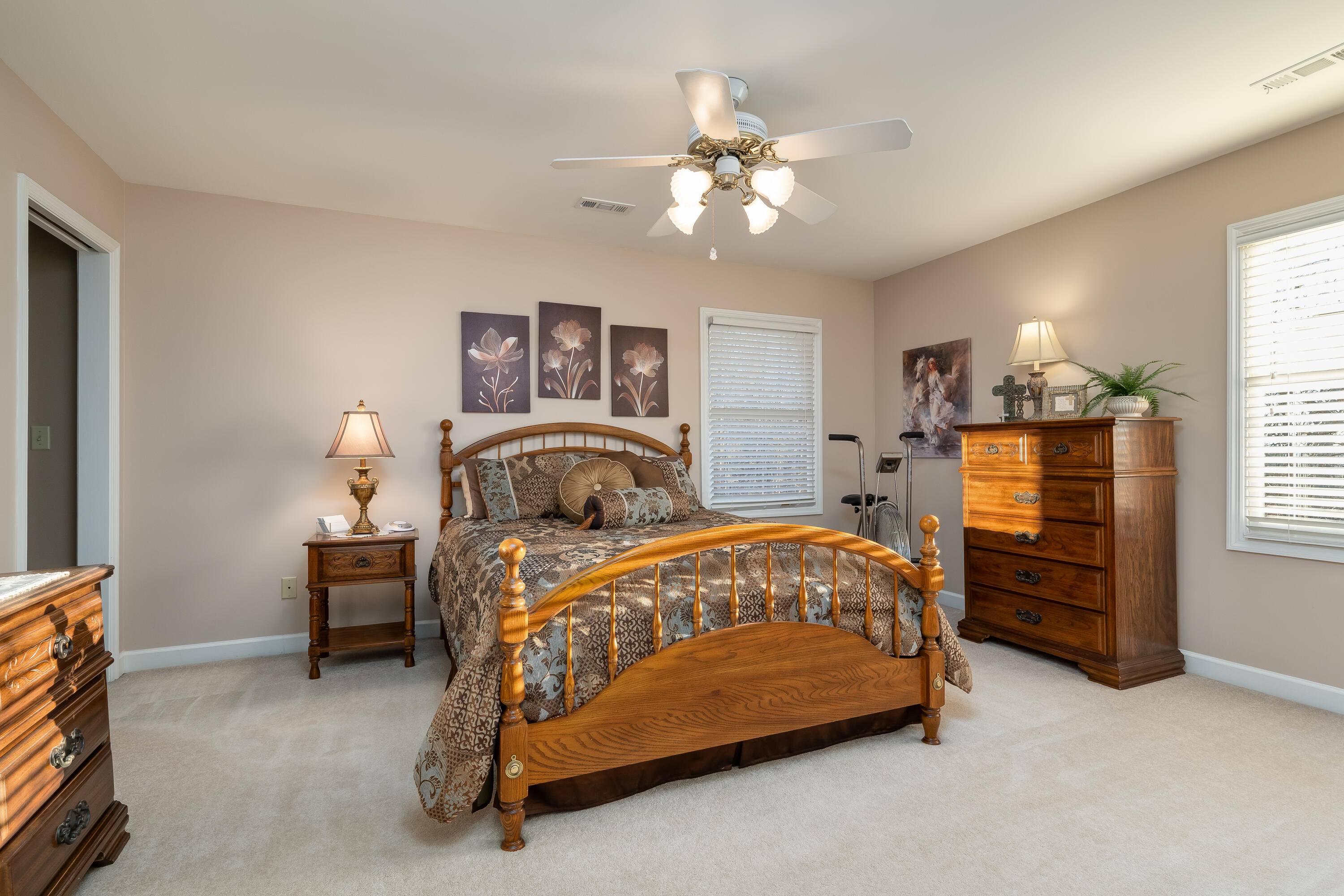 9950 Frost Ridge Drive