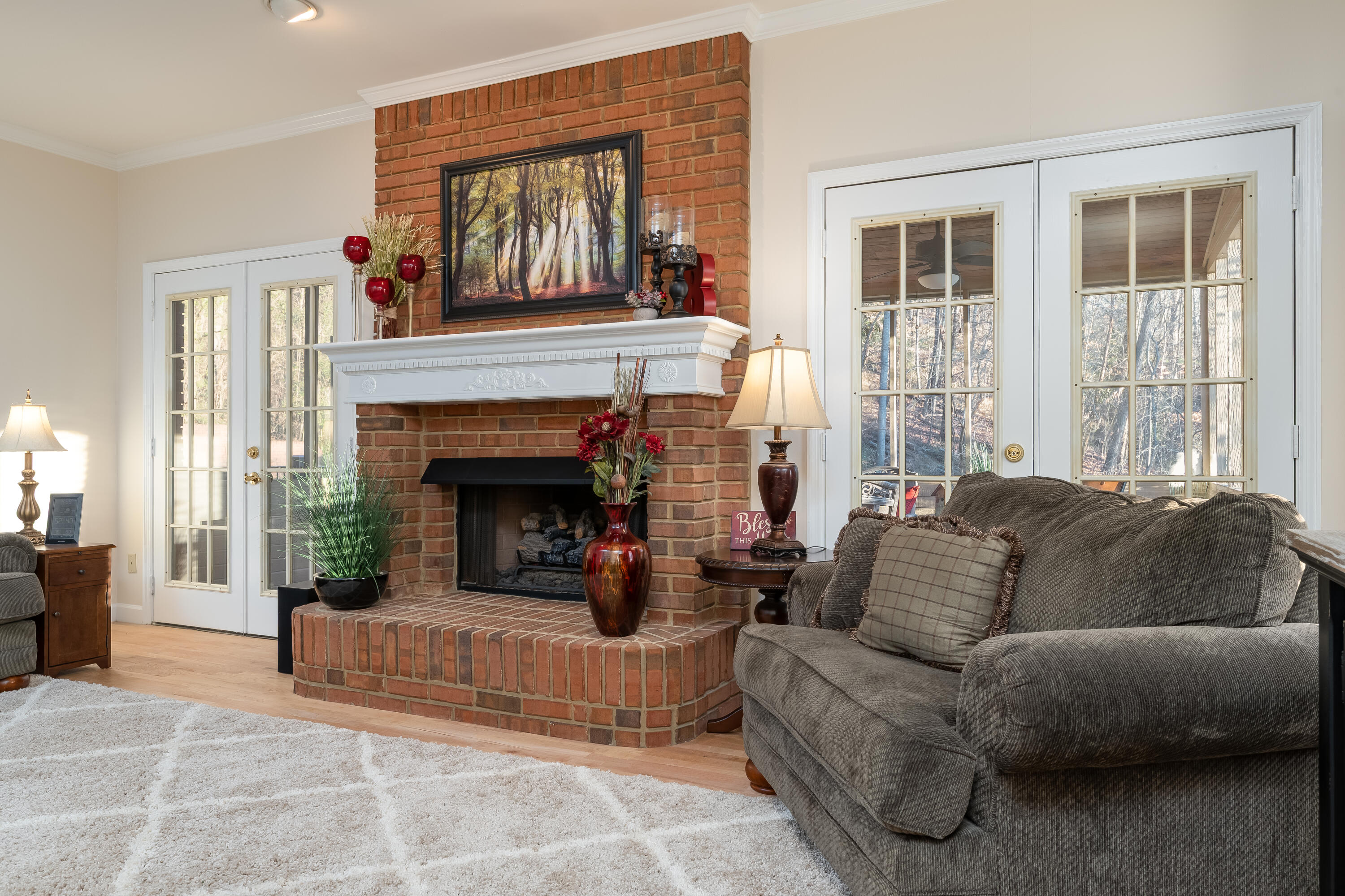 9950 Frost Ridge Drive