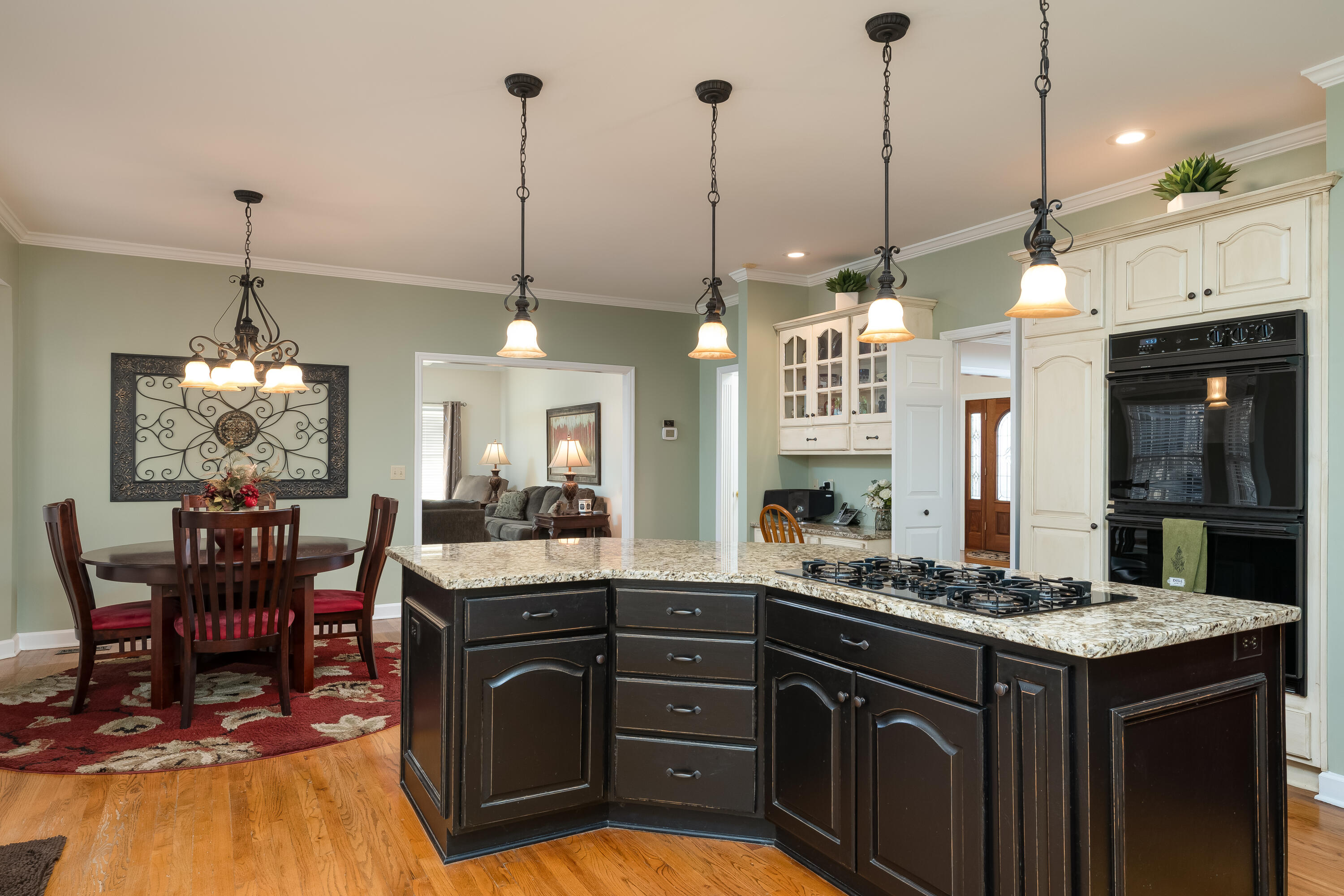 9950 Frost Ridge Drive