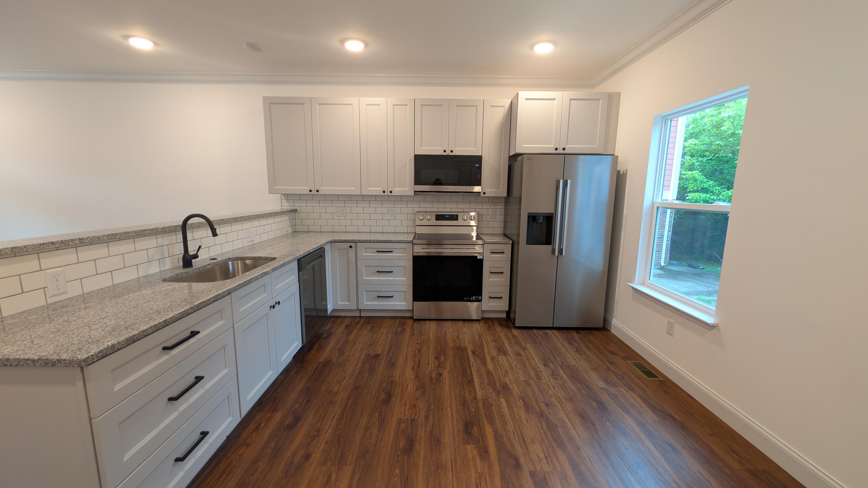 116 & 118 Courtland Crest Drive SW, #7