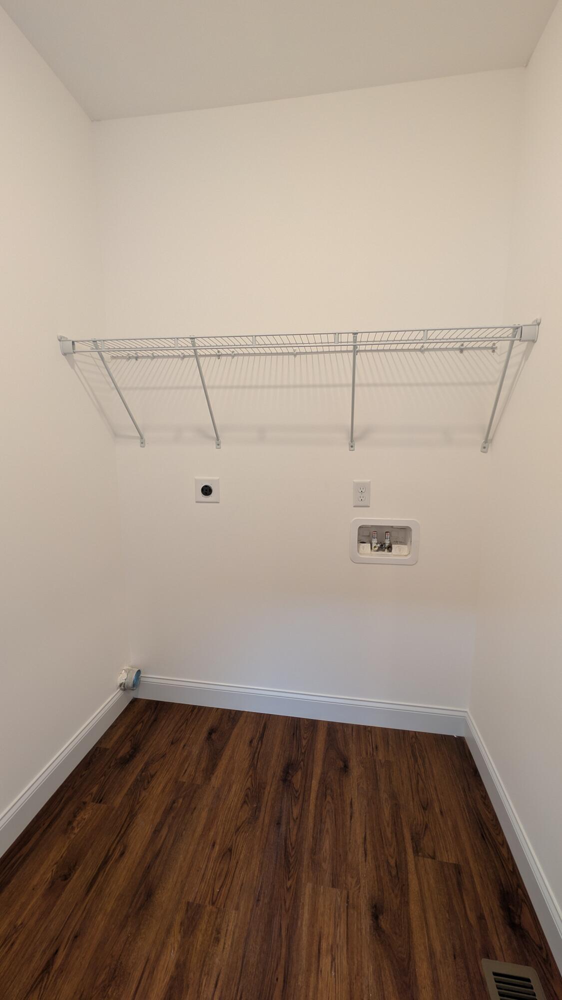 116 & 118 Courtland Crest Drive SW, #7