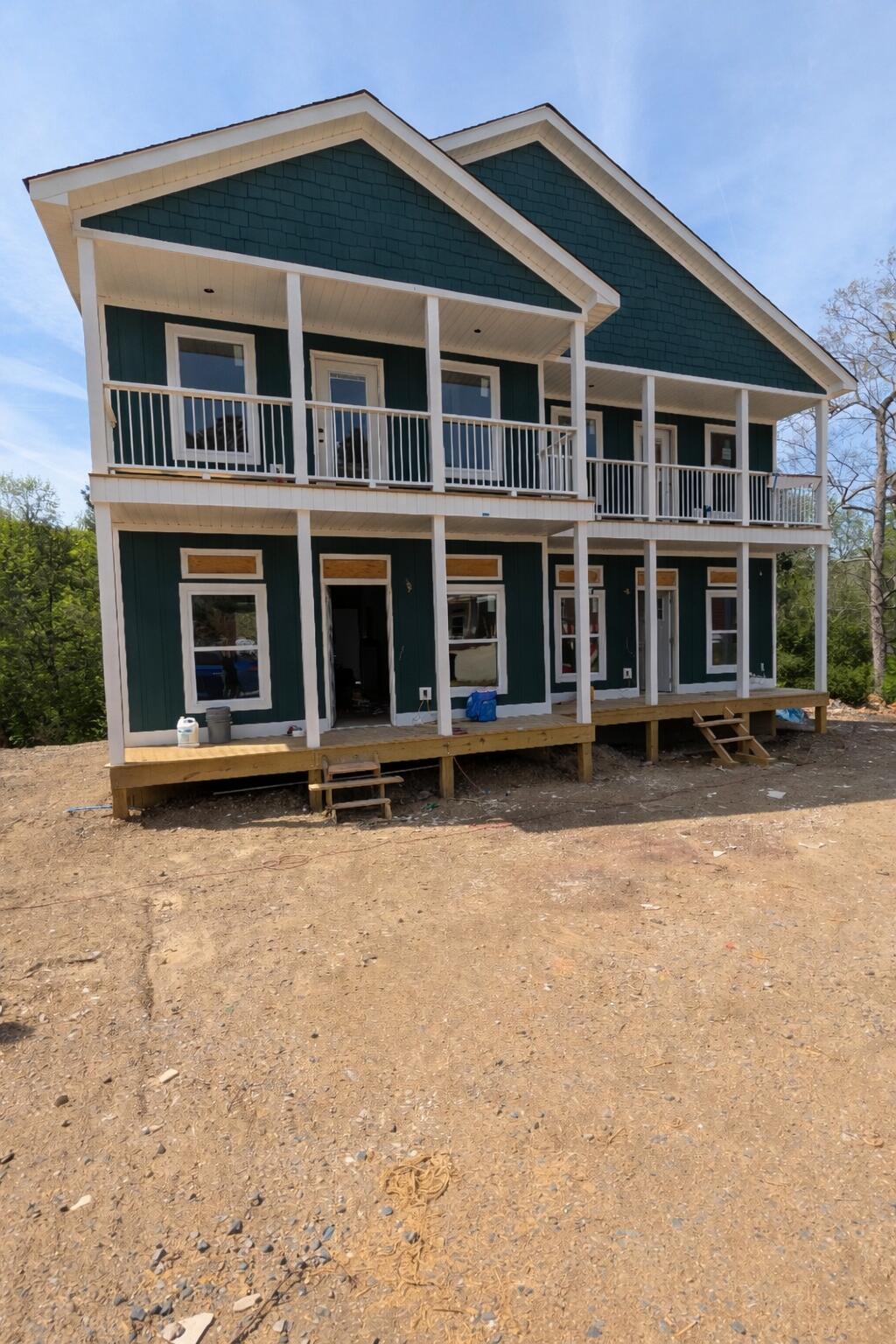 116 & 118 Courtland Crest Drive SW, #7