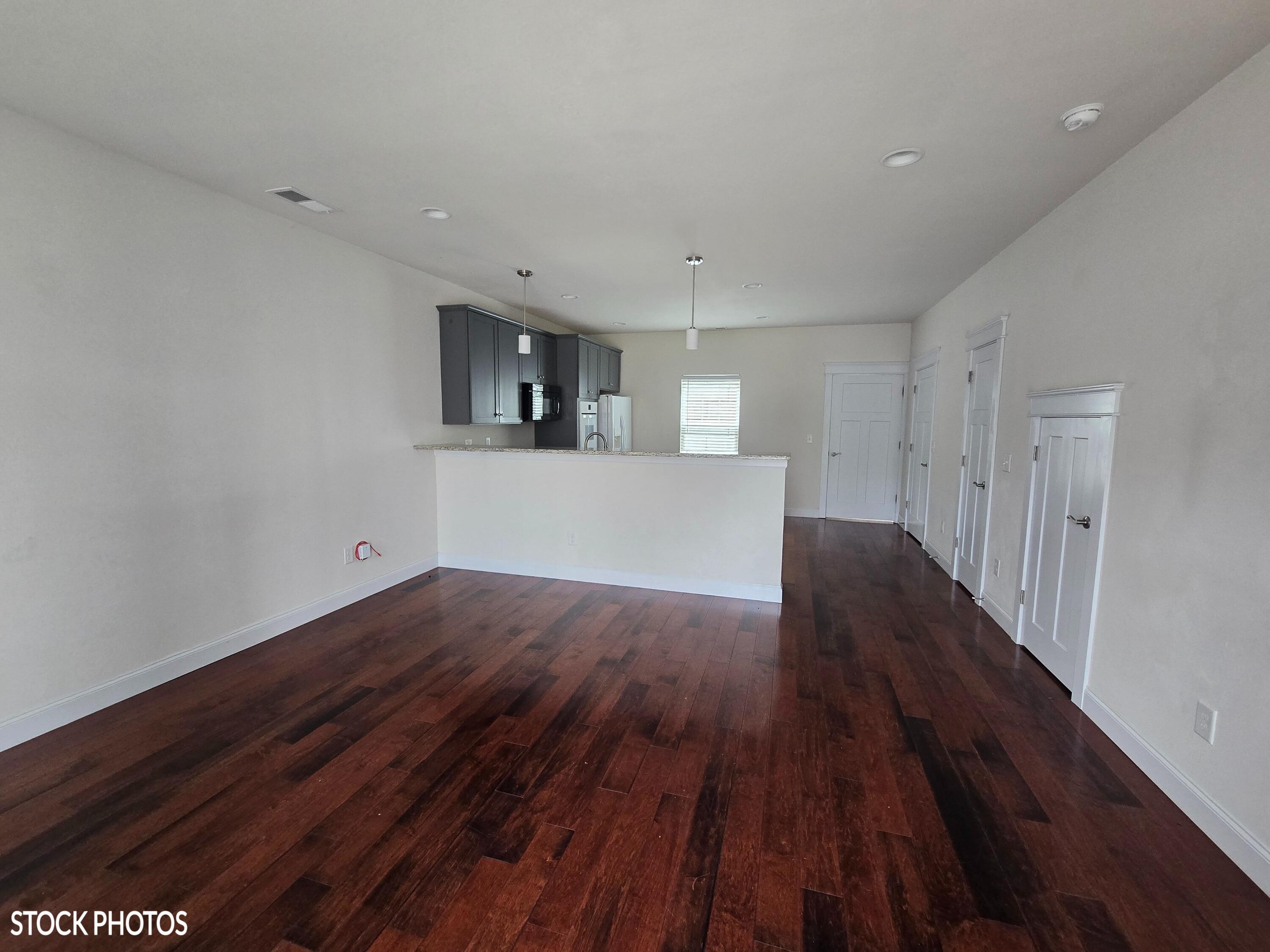 116 & 118 Courtland Crest Drive SW, #7