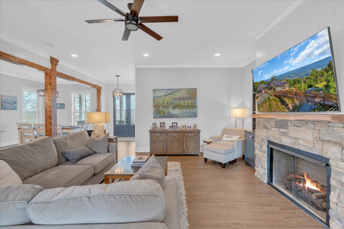 1115 River Bluffs Drive