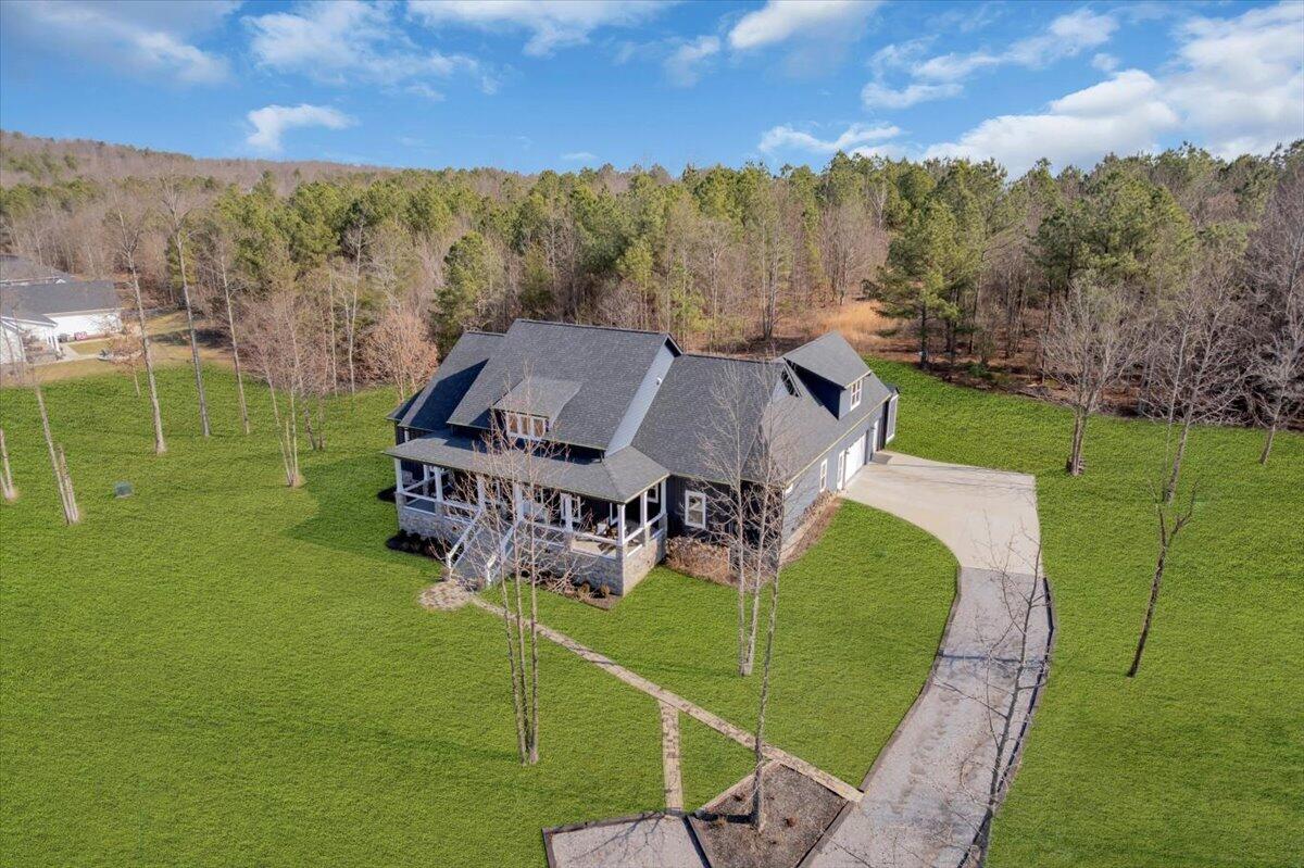 1115 River Bluffs Drive