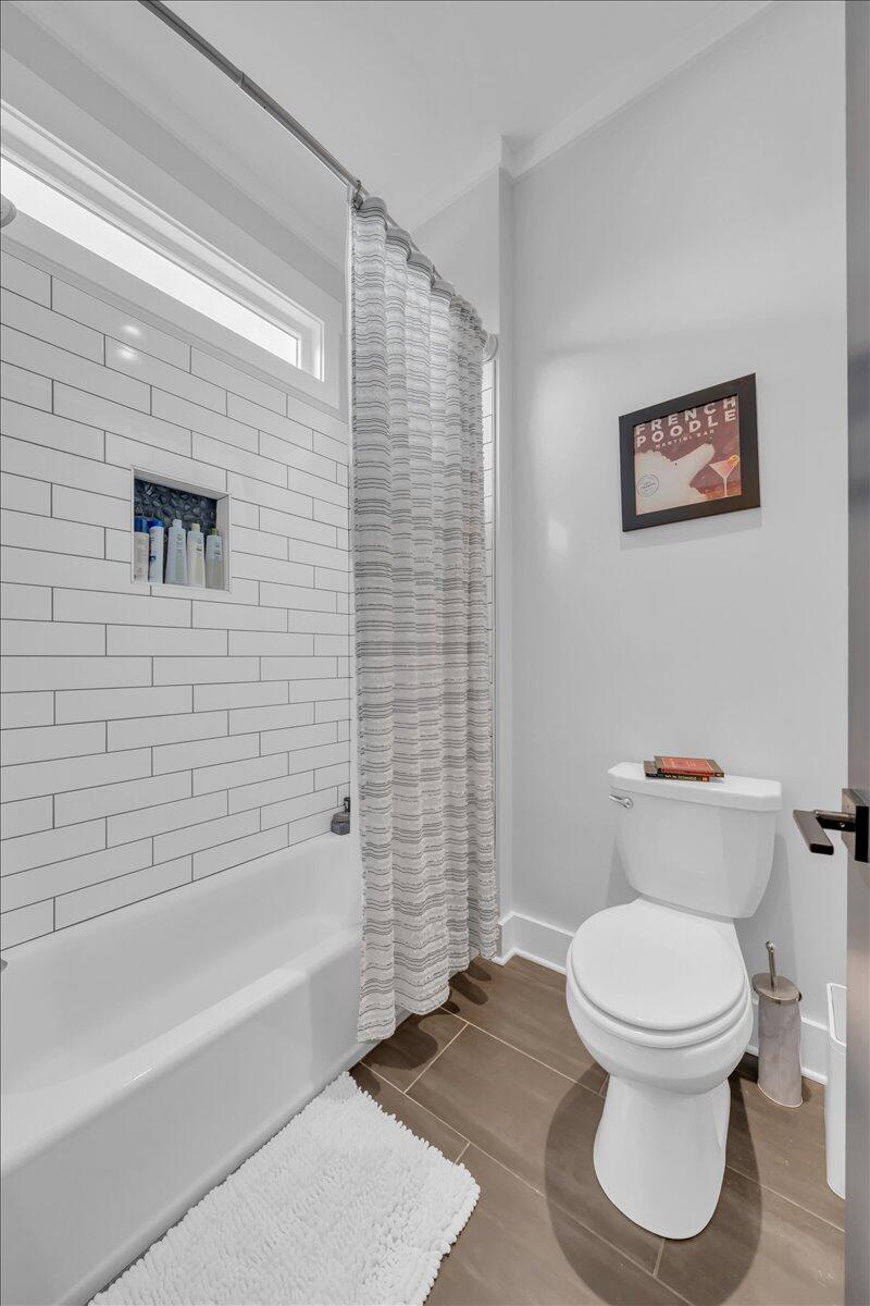 1115 River Bluffs Drive