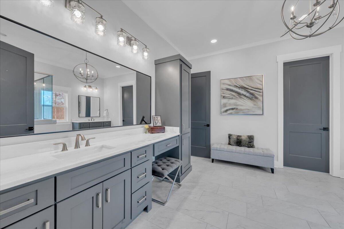 1115 River Bluffs Drive