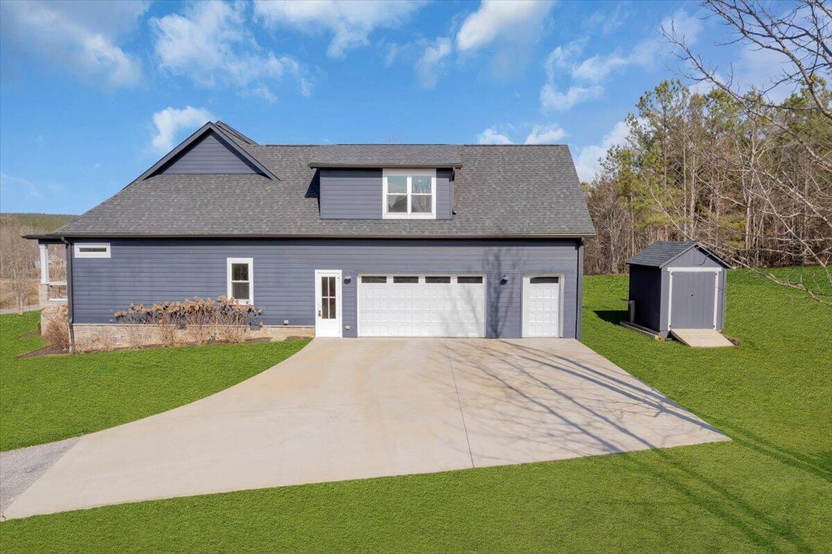 1115 River Bluffs Drive