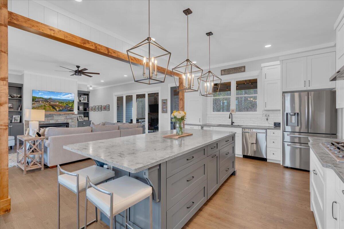 1115 River Bluffs Drive