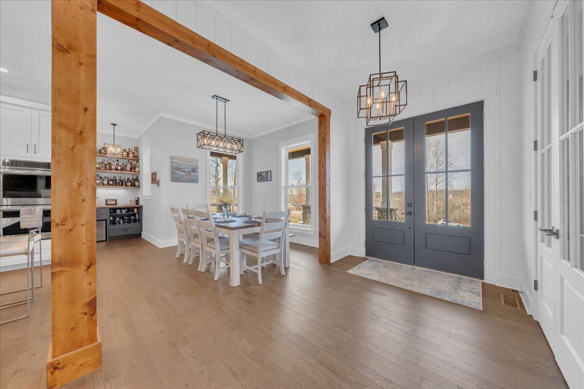 1115 River Bluffs Drive