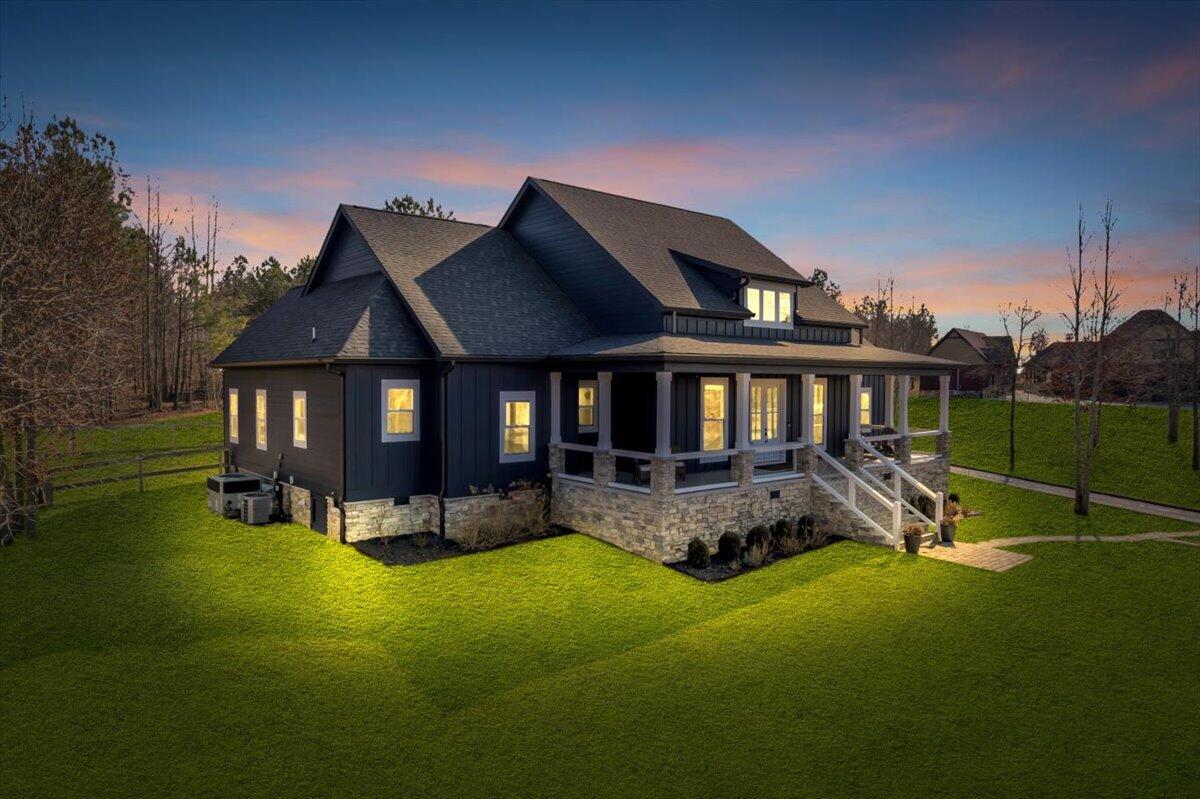 1115 River Bluffs Drive