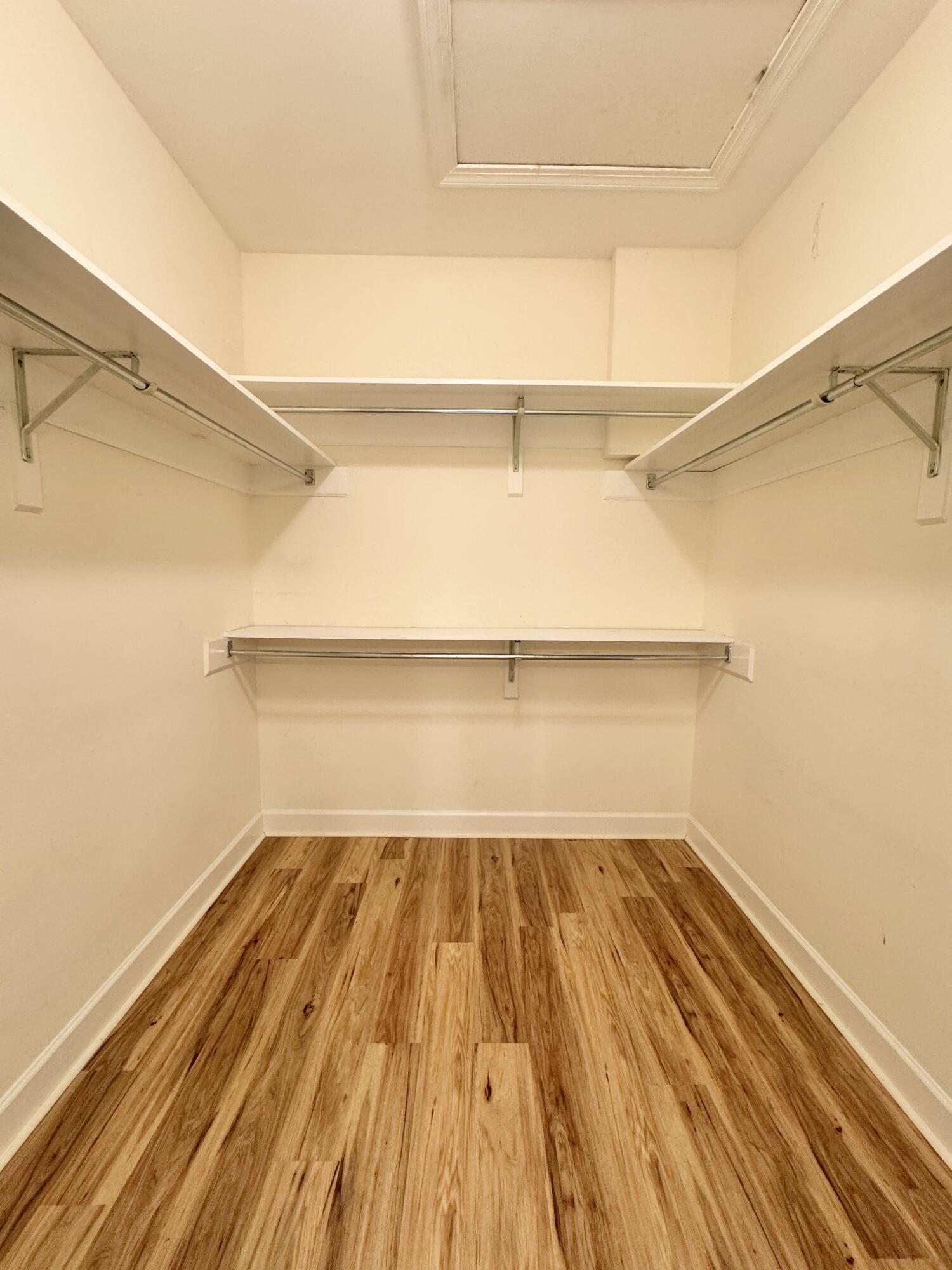 1426 Heritage Landing Drive