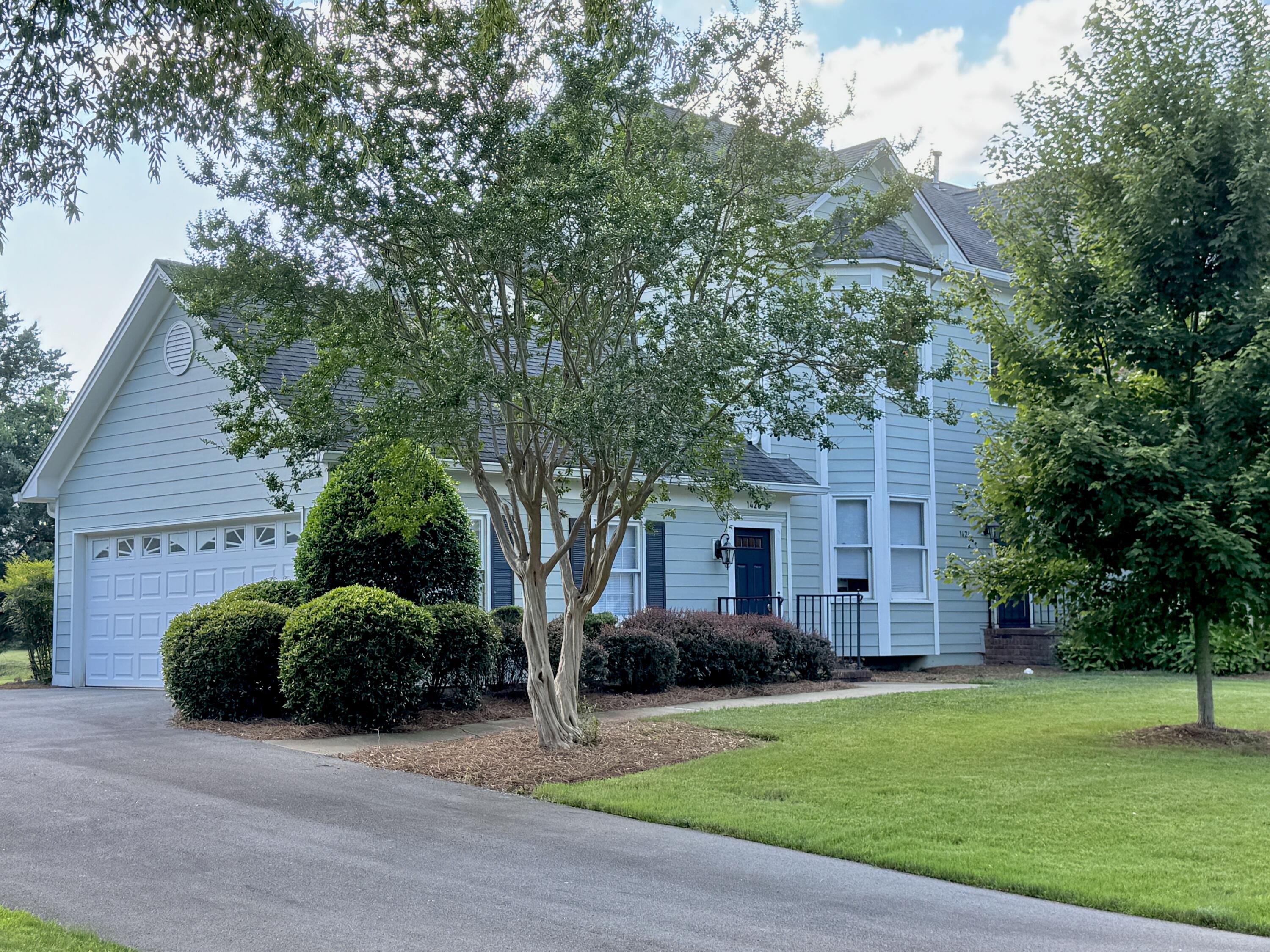 1426 Heritage Landing Drive