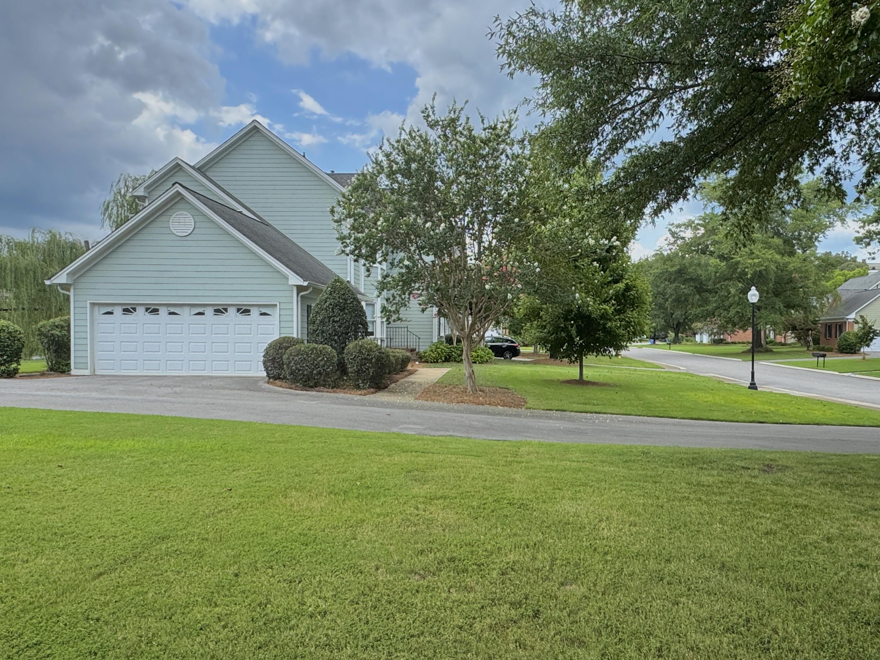 1426 Heritage Landing Drive